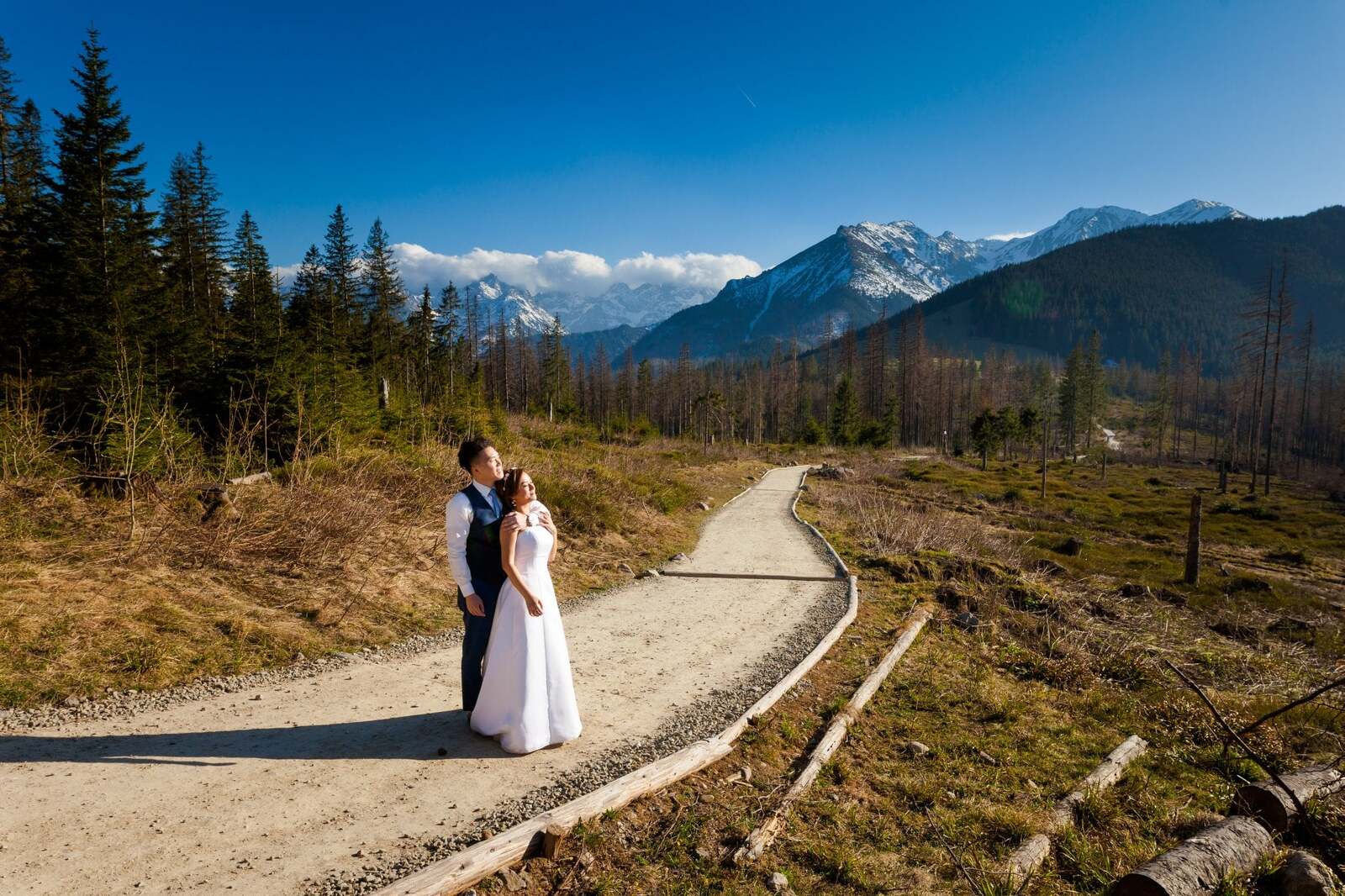 plener slubny w Tatrach, sesja slubna Tatry, wedding photography poland, prewedding session zakopane, wedding photos poland, fotografia slubna Tatry, tatrzanski plener slubny, sesja slubna tatry, plener slubny tatry, fotografia slubna slask, zdjecia slubne krakow, fotograf na slub zakopane, zdjecia slubne zakopane, fotografia slubna krakow, zdjecia slubne slask, fotografia slubna bielsko, zdjecia slubne bielsko, fotografia slubna zywiec, zdjecia slubne zywiec, piekna sesja slubna, najladniejsze sesje slubne, fotograf slubny Krakow, fotografowie slubni, dwoch fotografow na slub, Anna i Jacek Bieniek; zdjecia slubne slask, www.magiaobrazu.com,