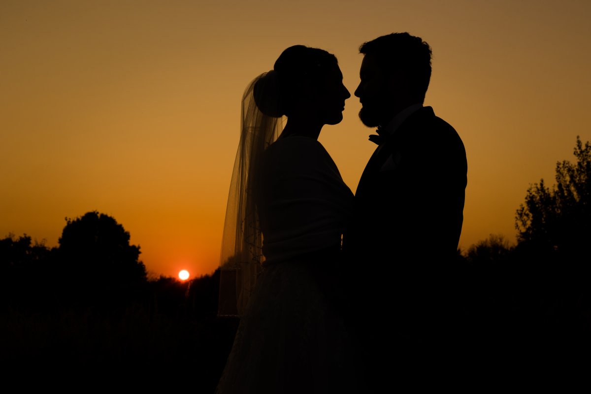 plener ślubny w lesie, romantyczna sesja ślubna śląsk, romantyczna sesja slubna slask, zdjecia slubne zywiec, romantyczny plener slubny, fotograf slubny bielsko, plener slubny w lesie slask, sesja slubna w lesie slask, plener slubny las slask, fotografia slubna slask, zdjecia slubne slask, fotografia slubna katowice, zdjecia slubne katowice, romantyczna sesja slubna slask, zdjecia slubne bielsko, fotografia slubna bielsko, oryginalny plener slubny, oryginalna sesja slubna, www.magiaobrazu.com