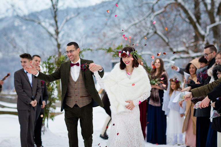 fotografia slubna zakopane, fotograf weselny zakopane, slub w zakopanem, slub w zakopanym, zdjecia slubne malopolska, plenerowy slub w tatrach, slub pod tatrami, zimowy slub tatry, zimowy slub w tatrach, plener slubny w tatrach, sesja slubna tatry, fotografia slubna Tatry, tatrzanski plener slubny, sesja slubna tatry, plener slubny tatry, fotografia slubna malopolska, fotograf na slub zakopane, zdjecia slubne zakopane, fotografia slubna slask, zdjecia slubne krakow, fotografia slubna krakow, zdjecia slubne slask, fotograf slubny Krakow, fotografowie slubni, dwoch fotografow na slub, Anna i Jacek Bieniek,www.magiaobrazu.com,