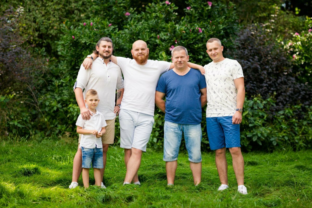 pokoleniowa sesja rodzinna, sesja rodzinna pokoleń, duza sesja rodzinna, sesja rodzinna, z rodzicami, dziadkami, wnukami, jesienna sesja, sesje jesienne, Sesje dzieciece, portrety dzieci, fotografia dzieci, www.magiaobrazu.com, duza sesja rodzinna, sesja rodzinna doroslych, dorosla sesja rodzinna pszczyna, duze sesje rodzinne pszczyna, www.annabieniek.com, fotograf czechowice, fotograf slask, fotografia krakow, zdjecia rodzinne, sesje rodzinne, fotografia rodzinna, rodzinny plener lesie, rodzinna sesja w lesie, jesienna sesja rodzinna