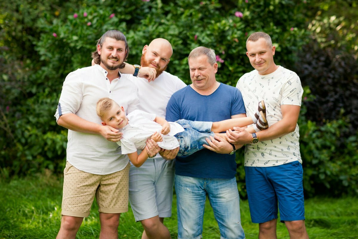 pokoleniowa sesja rodzinna, sesja rodzinna pokoleń, duza sesja rodzinna, sesja rodzinna, z rodzicami, dziadkami, wnukami, jesienna sesja, sesje jesienne, Sesje dzieciece, portrety dzieci, fotografia dzieci, www.magiaobrazu.com, duza sesja rodzinna, sesja rodzinna doroslych, dorosla sesja rodzinna pszczyna, duze sesje rodzinne pszczyna, www.annabieniek.com, fotograf czechowice, fotograf slask, fotografia krakow, zdjecia rodzinne, sesje rodzinne, fotografia rodzinna, rodzinny plener lesie, rodzinna sesja w lesie, jesienna sesja rodzinna