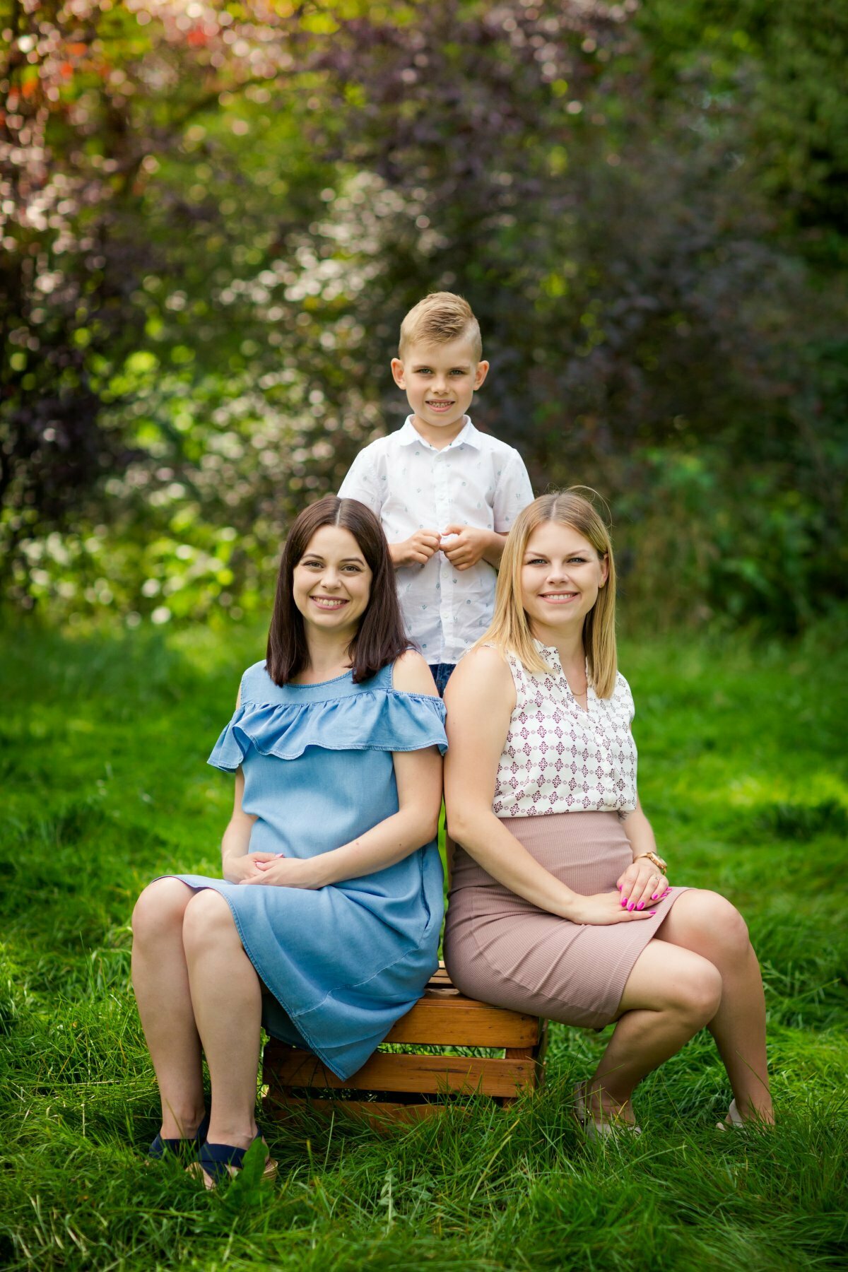 pokoleniowa sesja rodzinna, sesja rodzinna pokoleń, duza sesja rodzinna, sesja rodzinna, z rodzicami, dziadkami, wnukami, jesienna sesja, sesje jesienne, Sesje dzieciece, portrety dzieci, fotografia dzieci, www.magiaobrazu.com, duza sesja rodzinna, sesja rodzinna doroslych, dorosla sesja rodzinna pszczyna, duze sesje rodzinne pszczyna, www.annabieniek.com, fotograf czechowice, fotograf slask, fotografia krakow, zdjecia rodzinne, sesje rodzinne, fotografia rodzinna, rodzinny plener lesie, rodzinna sesja w lesie, jesienna sesja rodzinna