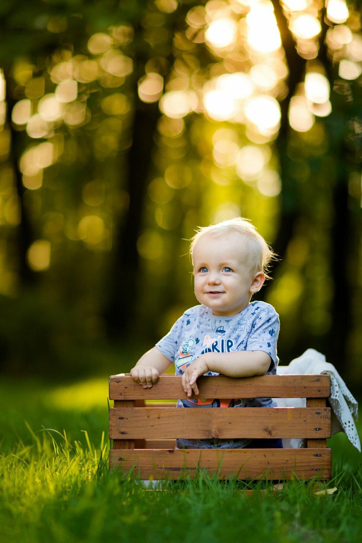 Radosna sesja rodzinna Pszczyna, lifestylowa sesja rodzinna pszczyna, lifestylowe sesje rodzinne pszczyna, letnia sesja rodzinna, sesje dzieciece pszczyna, zdjecia dzieciece pszczyna, sesja rodzinna bielsko, fotografia rodzinna slask, zdjecia portretowe pszczyna, sesja portretowa bielsko, zdjecia w plenerze bielsko, rodzina w plenerze slask, fotografia dziecieca bielsko, zdjecia dzieci bielsko, fotografia rodzinna bielsko-biala, fotografia rodzinna slask, zdjecia ludzi slask, zdjecia dla rodzin, fotograf fotograf rodzinny slask, , fotograf czechowice, fotografia bielsko, zdjecia slask, www.magiaobrazu.com,