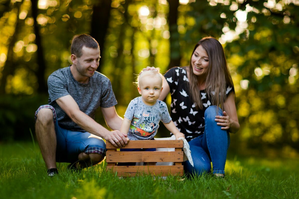 Radosna sesja rodzinna Pszczyna, lifestylowa sesja rodzinna pszczyna, lifestylowe sesje rodzinne pszczyna, letnia sesja rodzinna, sesje dzieciece pszczyna, zdjecia dzieciece pszczyna, sesja rodzinna bielsko, fotografia rodzinna slask, zdjecia portretowe pszczyna, sesja portretowa bielsko, zdjecia w plenerze bielsko, rodzina w plenerze slask, fotografia dziecieca bielsko, zdjecia dzieci bielsko, fotografia rodzinna bielsko-biala, fotografia rodzinna slask, zdjecia ludzi slask, zdjecia dla rodzin, fotograf fotograf rodzinny slask, , fotograf czechowice, fotografia bielsko, zdjecia slask, www.magiaobrazu.com,