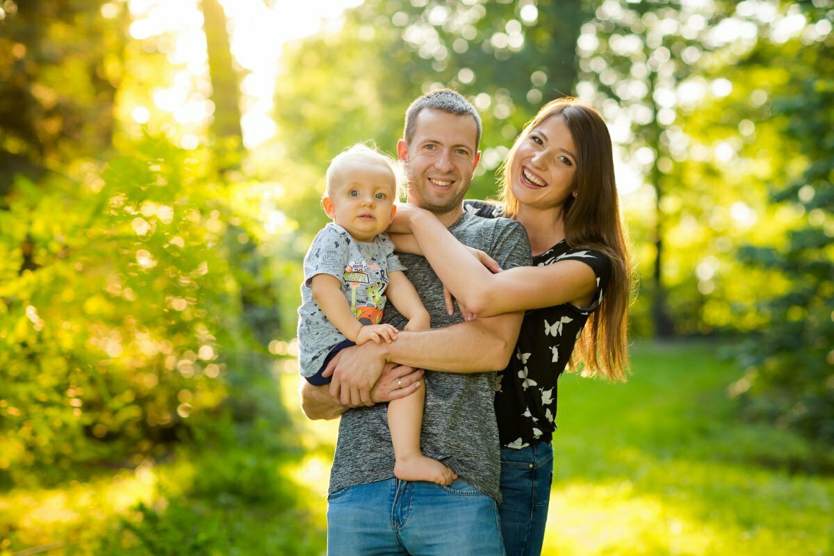 Radosna sesja rodzinna Pszczyna, lifestylowa sesja rodzinna pszczyna, lifestylowe sesje rodzinne pszczyna, letnia sesja rodzinna, sesje dzieciece pszczyna, zdjecia dzieciece pszczyna, sesja rodzinna bielsko, fotografia rodzinna slask, zdjecia portretowe pszczyna, sesja portretowa bielsko, zdjecia w plenerze bielsko, rodzina w plenerze slask, fotografia dziecieca bielsko, zdjecia dzieci bielsko, fotografia rodzinna bielsko-biala, fotografia rodzinna slask, zdjecia ludzi slask, zdjecia dla rodzin, fotograf fotograf rodzinny slask, , fotograf czechowice, fotografia bielsko, zdjecia slask, www.magiaobrazu.com,