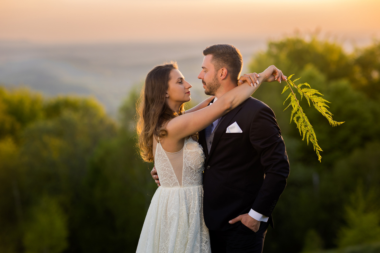 Romantyczna sesja ślubna Magdy i Pawła w górach - Beskidach, fotografia ślubna Bielsko