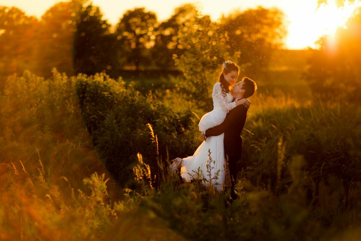 romantyczna sesja ślubna śląsk, romantyczna sesja slubna slask, zdjecia slubne zywiec, romantyczny plener slubny, fotograf slubny bielsko, plener slubny w lesie slask, sesja slubna w lesie slask, plener slubny las slask, sesja slubna nad jeziorem slask, fotografia slubna slask, zdjecia slubne slask, fotografia slubna katowice, zdjecia slubne katowice, romantyczna sesja slubna slask, zdjecia slubne bielsko, fotografia slubna bielsko, oryginalny plener slubny, oryginalna sesja slubna, www.magiaobrazu.com