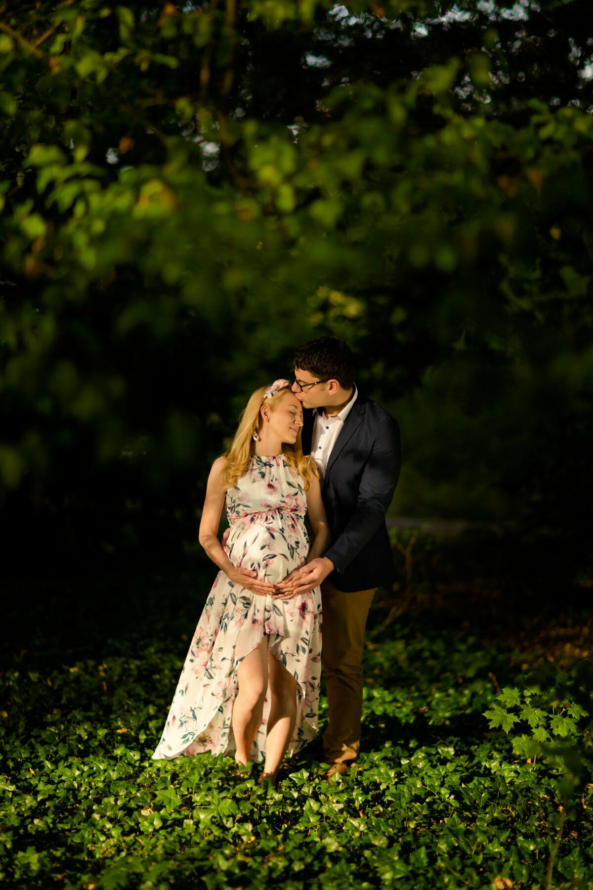 sesja brzuszkowa pszczyna, sesje brzuszkowe pszczyna, fotografia ciazowa pszczyna, sesje ciazowe pszczyna, sesja ciazowa pszczyna, sesje ciazowe slask, sesja ciazowa w plenerze, plenerowa sesja brzuszkowa, sesje rodzinne pszczyna, sesja rodzinna bielsko, fotografia rodzinna slask, zdjecia portretowe pszczyna, sesja portretowa bielsko, zdjecia w plenerze bielsko, rodzina w plenerze slask, fotografia rodzinna bielsko-biala, fotografia rodzinna slask, zdjecia ludzi slask, zdjecia dla rodzin, fotograf rodzinny slask, fotograf czechowice, fotografia bielsko, zdjecia slask, www.magiaobrazu.com