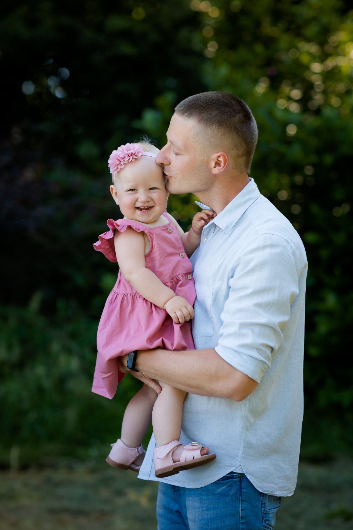 sesja na roczek, sesja rodzinna w naturze, sesje rodzinne w parku, zdjecia rodzinne, lifestylowa sesja rodzinna pszczyna, lifestylowe sesje rodzinne pszczyna, sesje dzieciece, zdjecia dzieciece, sesja rodzinna krakow, sesje rodzinne krakow, sesja rodzinna bielsko, fotografia rodzinna slask, zdjecia portretowe pszczyna, fotografia dziecieca bielsko, zdjecia dzieci bielsko, fotografia rodzinna bielsko-biala, fotografia rodzinna slask, zdjecia ludzi slask, zdjecia dla rodzin, fotograf fotograf rodzinny slask, fotograf czechowice, fotografia bielsko, zdjecia slask, www.magiaobrazu.com,