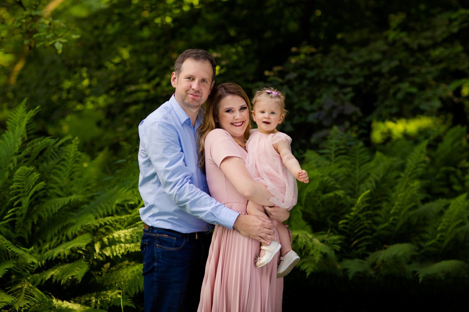 sesja na roczek pszczyna, lifestylowa sesja rodzinna pszczyna, lifestylowe sesje rodzinne pszczyna, wiosenna sesja rodzinna, sesje dzieciece pszczyna, zdjecia dzieciece pszczyna, fotografia noworodkowa pszczyna, sesja rodzinna bielsko, fotografia rodzinna slask, zdjecia portretowe pszczyna, sesja portretowa bielsko, zdjecia w plenerze bielsko, rodzina w plenerze slask, fotografia dziecieca bielsko, zdjecia dzieci bielsko, fotografia rodzinna bielsko-biala, fotografia rodzinna slask, zdjecia ludzi slask, zdjecia dla rodzin, fotograf fotograf rodzinny slask, , fotograf czechowice, fotografia bielsko, zdjecia slask, www.magiaobrazu.com,