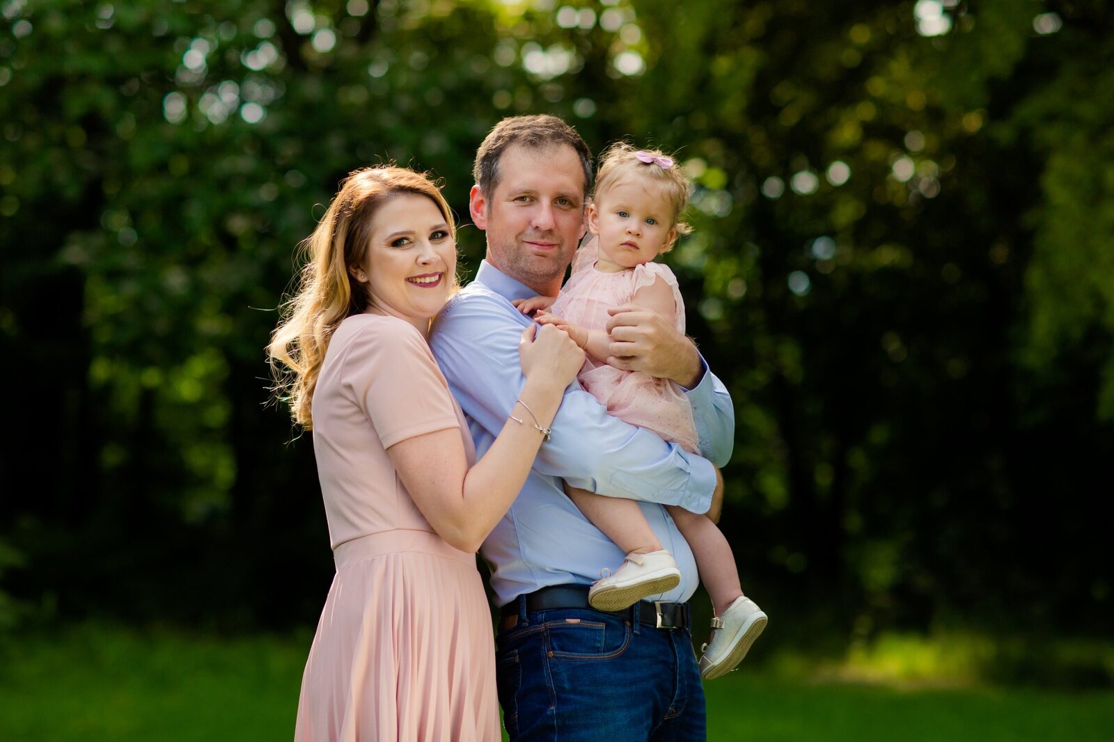 sesja na roczek pszczyna, lifestylowa sesja rodzinna pszczyna, lifestylowe sesje rodzinne pszczyna, wiosenna sesja rodzinna, sesje dzieciece pszczyna, zdjecia dzieciece pszczyna, fotografia noworodkowa pszczyna, sesja rodzinna bielsko, fotografia rodzinna slask, zdjecia portretowe pszczyna, sesja portretowa bielsko, zdjecia w plenerze bielsko, rodzina w plenerze slask, fotografia dziecieca bielsko, zdjecia dzieci bielsko, fotografia rodzinna bielsko-biala, fotografia rodzinna slask, zdjecia ludzi slask, zdjecia dla rodzin, fotograf fotograf rodzinny slask, , fotograf czechowice, fotografia bielsko, zdjecia slask, www.magiaobrazu.com,