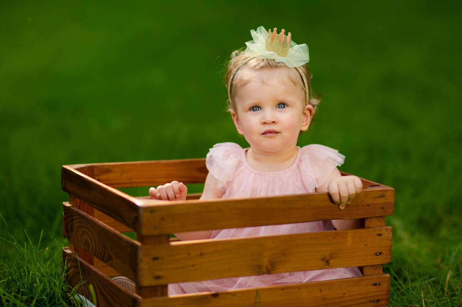 sesja na roczek pszczyna, lifestylowa sesja rodzinna pszczyna, lifestylowe sesje rodzinne pszczyna, wiosenna sesja rodzinna, sesje dzieciece pszczyna, zdjecia dzieciece pszczyna, fotografia noworodkowa pszczyna, sesja rodzinna bielsko, fotografia rodzinna slask, zdjecia portretowe pszczyna, sesja portretowa bielsko, zdjecia w plenerze bielsko, rodzina w plenerze slask, fotografia dziecieca bielsko, zdjecia dzieci bielsko, fotografia rodzinna bielsko-biala, fotografia rodzinna slask, zdjecia ludzi slask, zdjecia dla rodzin, fotograf fotograf rodzinny slask, , fotograf czechowice, fotografia bielsko, zdjecia slask, www.magiaobrazu.com,