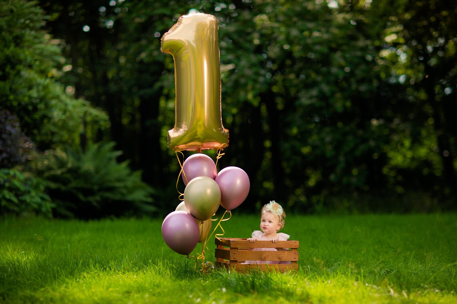 sesja na roczek pszczyna, lifestylowa sesja rodzinna pszczyna, lifestylowe sesje rodzinne pszczyna, wiosenna sesja rodzinna, sesje dzieciece pszczyna, zdjecia dzieciece pszczyna, fotografia noworodkowa pszczyna, sesja rodzinna bielsko, fotografia rodzinna slask, zdjecia portretowe pszczyna, sesja portretowa bielsko, zdjecia w plenerze bielsko, rodzina w plenerze slask, fotografia dziecieca bielsko, zdjecia dzieci bielsko, fotografia rodzinna bielsko-biala, fotografia rodzinna slask, zdjecia ludzi slask, zdjecia dla rodzin, fotograf fotograf rodzinny slask, , fotograf czechowice, fotografia bielsko, zdjecia slask, www.magiaobrazu.com,