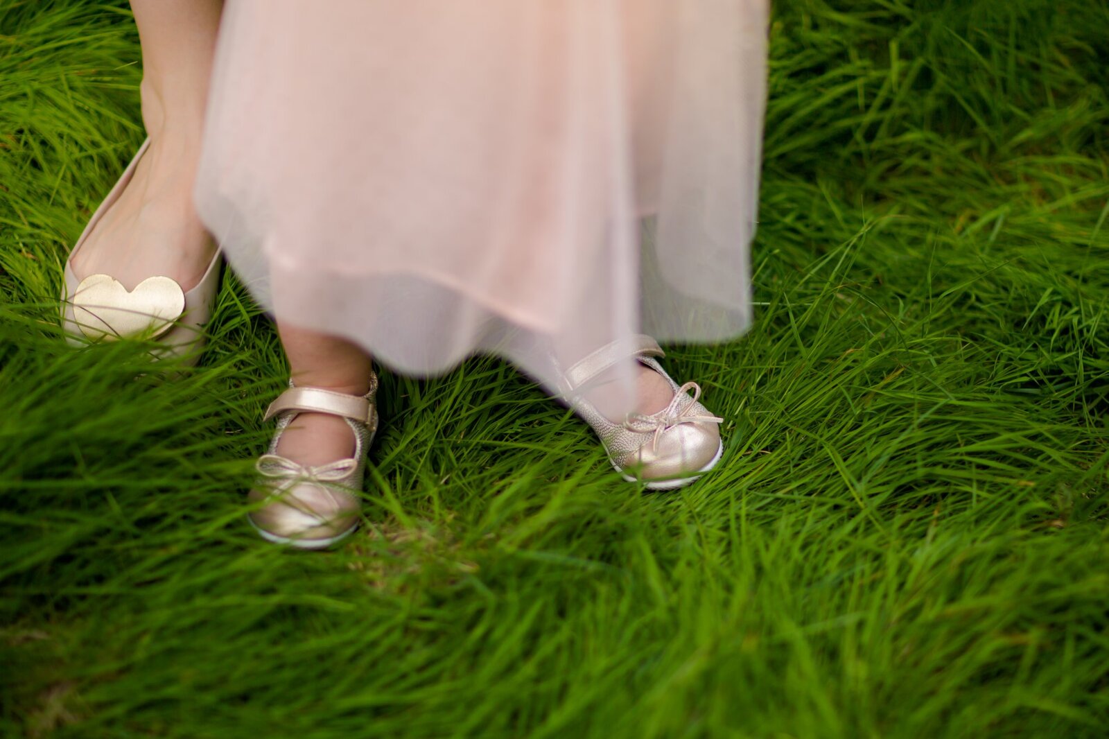 sesja na roczek pszczyna, lifestylowa sesja rodzinna pszczyna, lifestylowe sesje rodzinne pszczyna, wiosenna sesja rodzinna, sesje dzieciece pszczyna, zdjecia dzieciece pszczyna, fotografia noworodkowa pszczyna, sesja rodzinna bielsko, fotografia rodzinna slask, zdjecia portretowe pszczyna, sesja portretowa bielsko, zdjecia w plenerze bielsko, rodzina w plenerze slask, fotografia dziecieca bielsko, zdjecia dzieci bielsko, fotografia rodzinna bielsko-biala, fotografia rodzinna slask, zdjecia ludzi slask, zdjecia dla rodzin, fotograf fotograf rodzinny slask, , fotograf czechowice, fotografia bielsko, zdjecia slask, www.magiaobrazu.com,