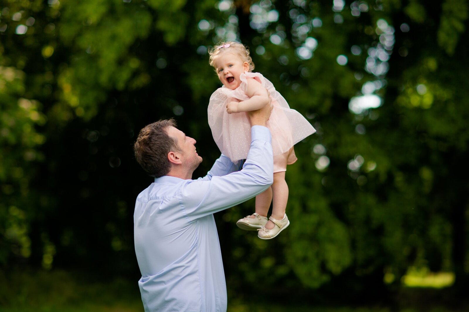 sesja na roczek pszczyna, lifestylowa sesja rodzinna pszczyna, lifestylowe sesje rodzinne pszczyna, wiosenna sesja rodzinna, sesje dzieciece pszczyna, zdjecia dzieciece pszczyna, fotografia noworodkowa pszczyna, sesja rodzinna bielsko, fotografia rodzinna slask, zdjecia portretowe pszczyna, sesja portretowa bielsko, zdjecia w plenerze bielsko, rodzina w plenerze slask, fotografia dziecieca bielsko, zdjecia dzieci bielsko, fotografia rodzinna bielsko-biala, fotografia rodzinna slask, zdjecia ludzi slask, zdjecia dla rodzin, fotograf fotograf rodzinny slask, , fotograf czechowice, fotografia bielsko, zdjecia slask, www.magiaobrazu.com,