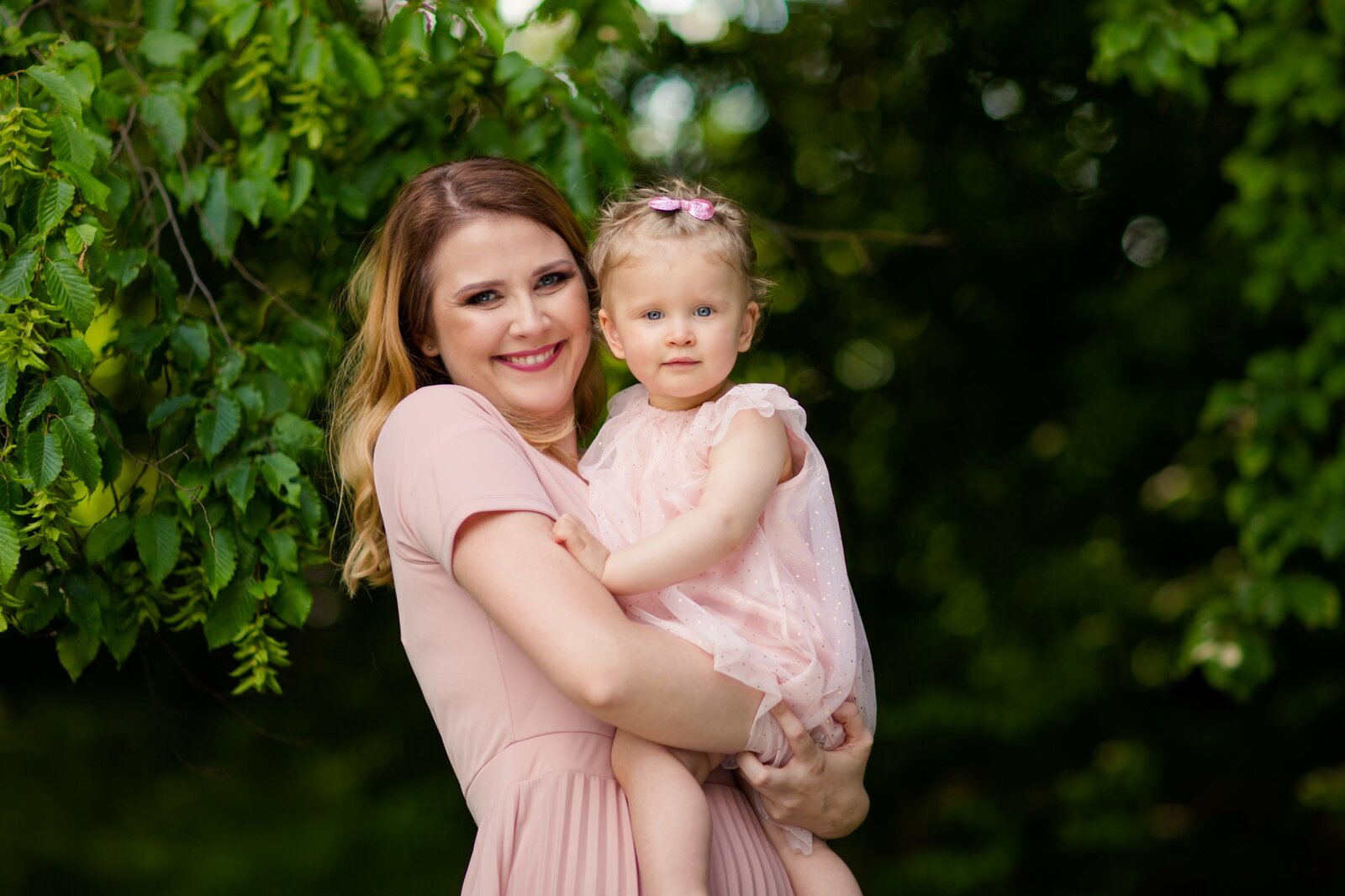 sesja na roczek pszczyna, lifestylowa sesja rodzinna pszczyna, lifestylowe sesje rodzinne pszczyna, wiosenna sesja rodzinna, sesje dzieciece pszczyna, zdjecia dzieciece pszczyna, fotografia noworodkowa pszczyna, sesja rodzinna bielsko, fotografia rodzinna slask, zdjecia portretowe pszczyna, sesja portretowa bielsko, zdjecia w plenerze bielsko, rodzina w plenerze slask, fotografia dziecieca bielsko, zdjecia dzieci bielsko, fotografia rodzinna bielsko-biala, fotografia rodzinna slask, zdjecia ludzi slask, zdjecia dla rodzin, fotograf fotograf rodzinny slask, , fotograf czechowice, fotografia bielsko, zdjecia slask, www.magiaobrazu.com,