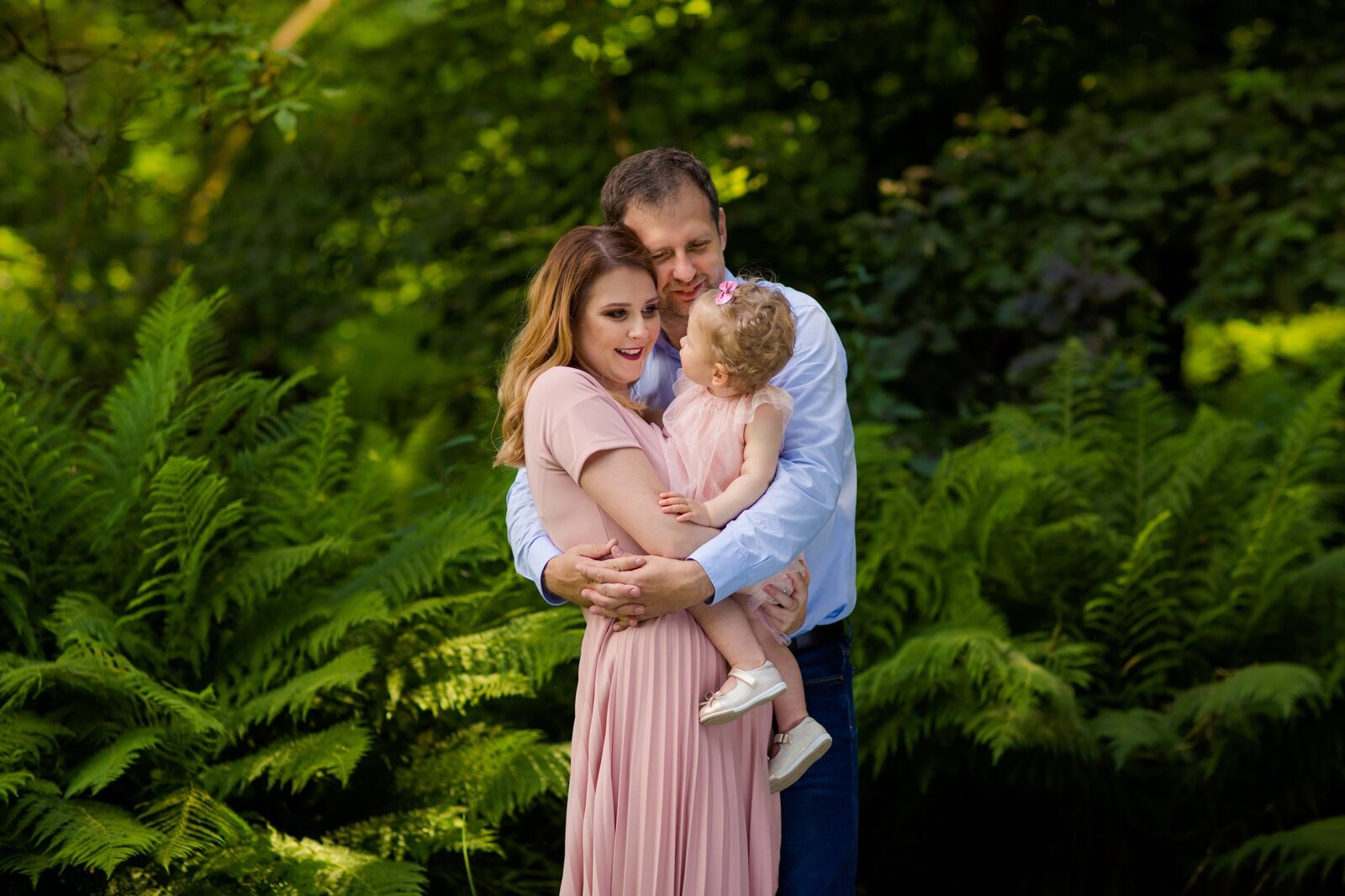 sesja na roczek pszczyna, lifestylowa sesja rodzinna pszczyna, lifestylowe sesje rodzinne pszczyna, wiosenna sesja rodzinna, sesje dzieciece pszczyna, zdjecia dzieciece pszczyna, fotografia noworodkowa pszczyna, sesja rodzinna bielsko, fotografia rodzinna slask, zdjecia portretowe pszczyna, sesja portretowa bielsko, zdjecia w plenerze bielsko, rodzina w plenerze slask, fotografia dziecieca bielsko, zdjecia dzieci bielsko, fotografia rodzinna bielsko-biala, fotografia rodzinna slask, zdjecia ludzi slask, zdjecia dla rodzin, fotograf fotograf rodzinny slask, , fotograf czechowice, fotografia bielsko, zdjecia slask, www.magiaobrazu.com,