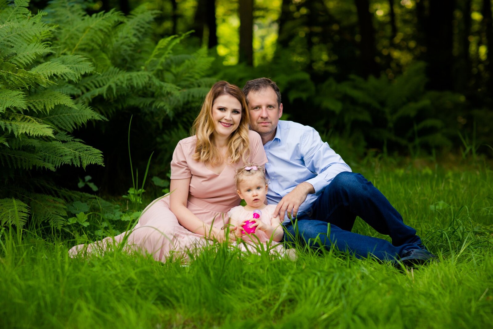 sesja na roczek pszczyna, lifestylowa sesja rodzinna pszczyna, lifestylowe sesje rodzinne pszczyna, wiosenna sesja rodzinna, sesje dzieciece pszczyna, zdjecia dzieciece pszczyna, fotografia noworodkowa pszczyna, sesja rodzinna bielsko, fotografia rodzinna slask, zdjecia portretowe pszczyna, sesja portretowa bielsko, zdjecia w plenerze bielsko, rodzina w plenerze slask, fotografia dziecieca bielsko, zdjecia dzieci bielsko, fotografia rodzinna bielsko-biala, fotografia rodzinna slask, zdjecia ludzi slask, zdjecia dla rodzin, fotograf fotograf rodzinny slask, , fotograf czechowice, fotografia bielsko, zdjecia slask, www.magiaobrazu.com,
