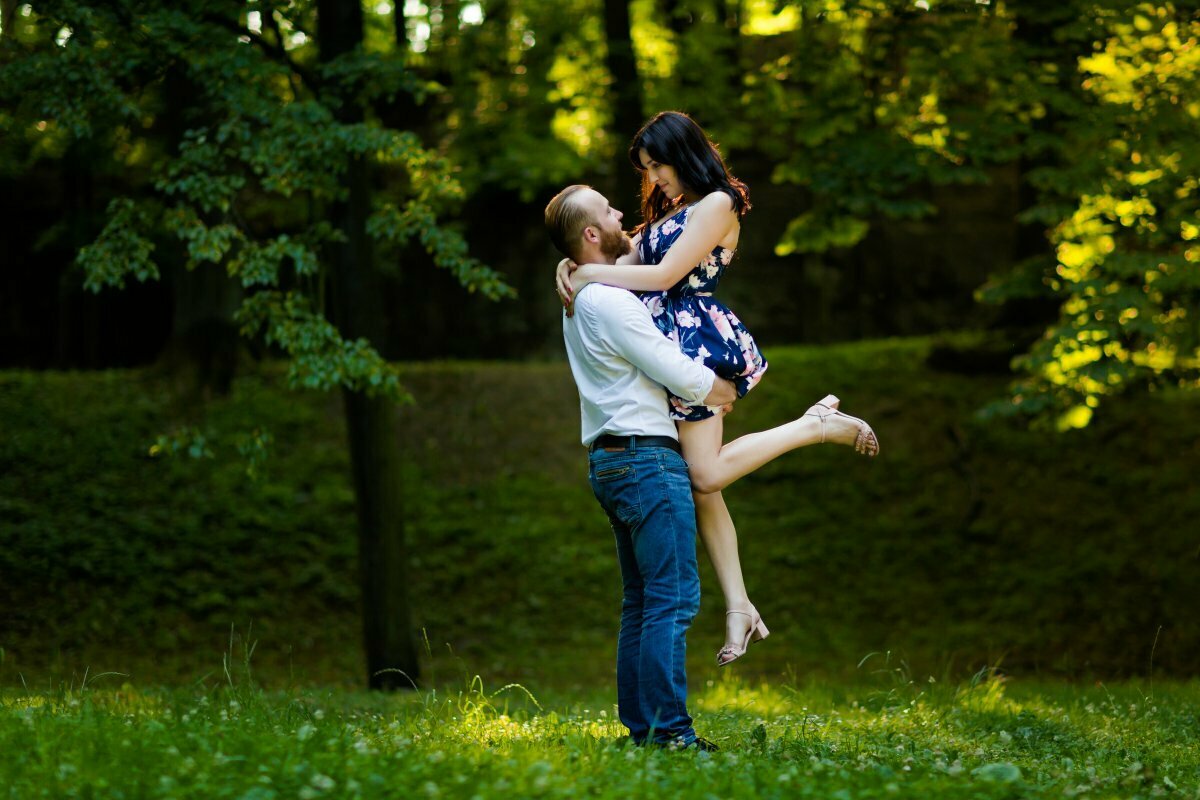 sesja narzeczeńska kraków, letnia sesja narzeczenska krakow, sesja narzeczenska krakow, sesje narzeczenskie krakow, park bednarskiego krakow, kopiec krakusa krakow, sesja na kopcu krakusa w krakowie, sesja w parku bednarskiego krakow, plener zareczynowy krakow, sesja zareczynowa krakow, sesja narzeczenska w parku, plener narzeczenski w parku,sesje narzeczenskie slask, zdjecia narzeczenskie slask, sesja narzeczenska katowice, sesja zareczynowa slask, fotografia slubna krakow, zdjecia slubne krakow, www.magiaobrazu.com, fotografia slubna slask, fotograf slubny krakow, zdjecia przedslubne slask, fotografia slubna slask, romantyczna sesja narzeczenska, engagement session, prewedding photosession,