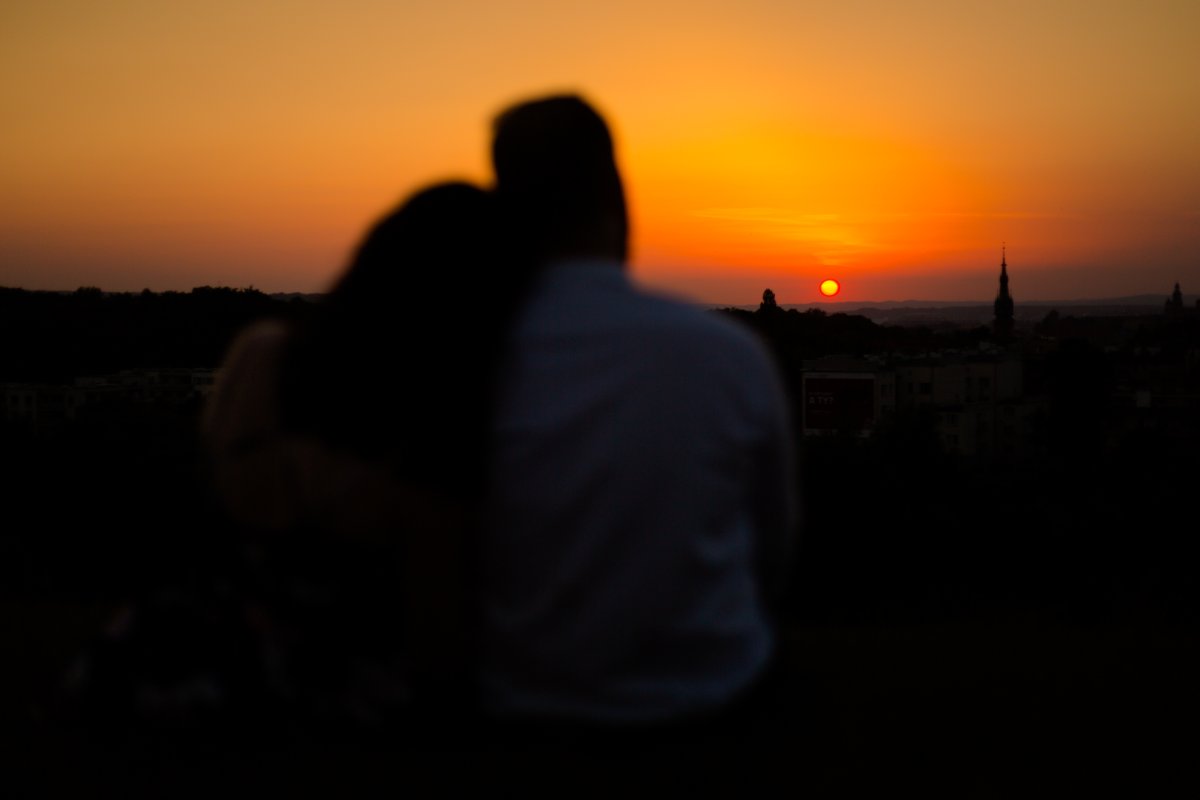 sesja narzeczeńska kraków, letnia sesja narzeczenska krakow, sesja narzeczenska krakow, sesje narzeczenskie krakow, park bednarskiego krakow, kopiec krakusa krakow, sesja na kopcu krakusa w krakowie, sesja w parku bednarskiego krakow, plener zareczynowy krakow, sesja zareczynowa krakow, sesja narzeczenska w parku, plener narzeczenski w parku,sesje narzeczenskie slask, zdjecia narzeczenskie slask, sesja narzeczenska katowice, sesja zareczynowa slask, fotografia slubna krakow, zdjecia slubne krakow, www.magiaobrazu.com, fotografia slubna slask, fotograf slubny krakow, zdjecia przedslubne slask, fotografia slubna slask, romantyczna sesja narzeczenska, engagement session, prewedding photosession,