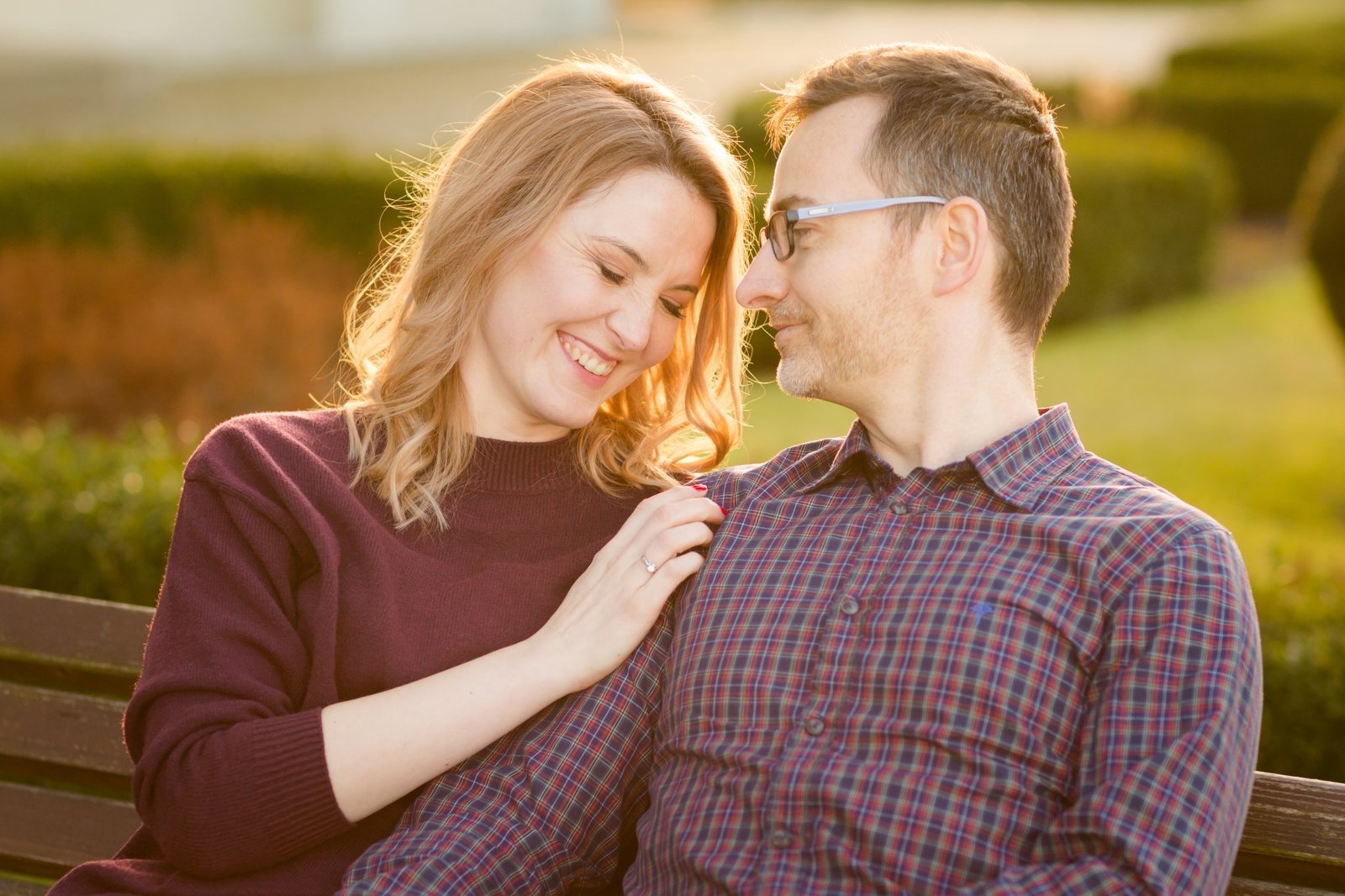 zimowa sesja narzeczenska pszczyna, sesja narzeczenska pszczyna, sesje narzeczenskie pszczyna, plener zareczynowy pszczyna, sesja zareczyonapszczyna, sesja narzeczenska w parku, plener narzeczenski w parku,sesje narzeczenskie slask, zdjecia narzeczenskie slask, sesja narzeczenska katowice, sesja zareczynowa slask, zdjecia zareczynowe slask, www.magiaobrazu.com, fotografia slubna slask, fotograf slubny krakow, zdjecia przedslubne slask, fotografia slubna slask, romantyczna sesja narzeczenska, engagement session, prewedding photosession,