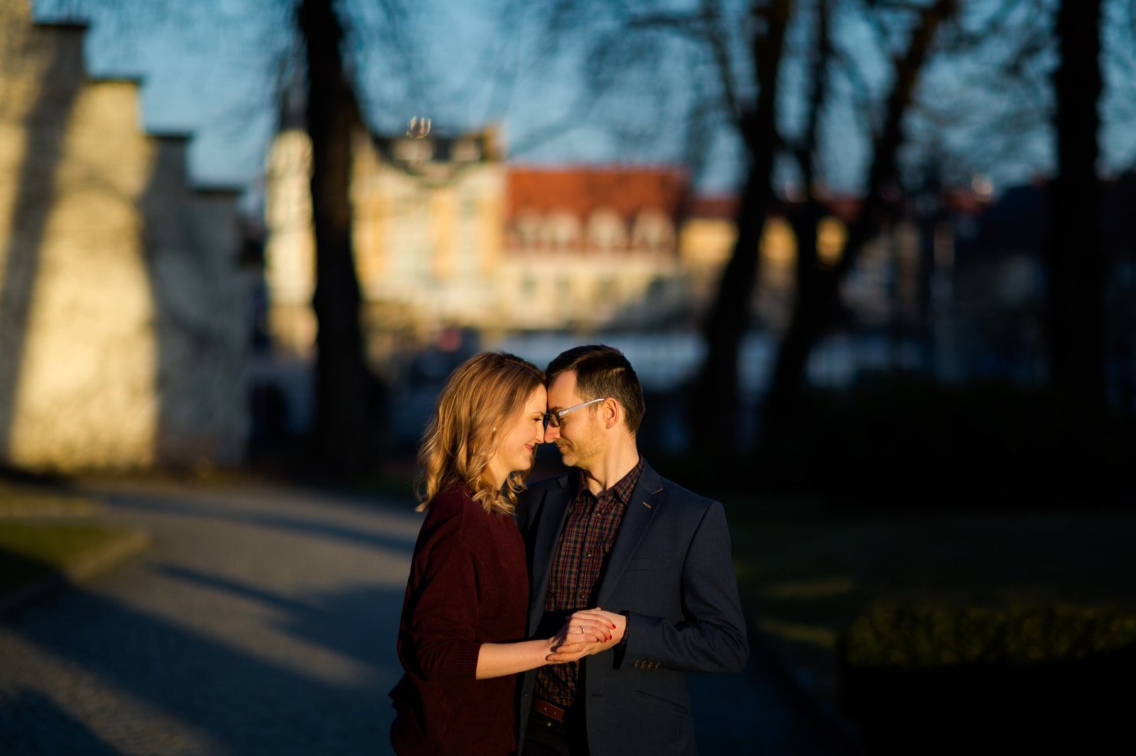 zimowa sesja narzeczenska pszczyna, sesja narzeczenska pszczyna, sesje narzeczenskie pszczyna, plener zareczynowy pszczyna, sesja zareczyonapszczyna, sesja narzeczenska w parku, plener narzeczenski w parku,sesje narzeczenskie slask, zdjecia narzeczenskie slask, sesja narzeczenska katowice, sesja zareczynowa slask, zdjecia zareczynowe slask, www.magiaobrazu.com, fotografia slubna slask, fotograf slubny krakow, zdjecia przedslubne slask, fotografia slubna slask, romantyczna sesja narzeczenska, engagement session, prewedding photosession,