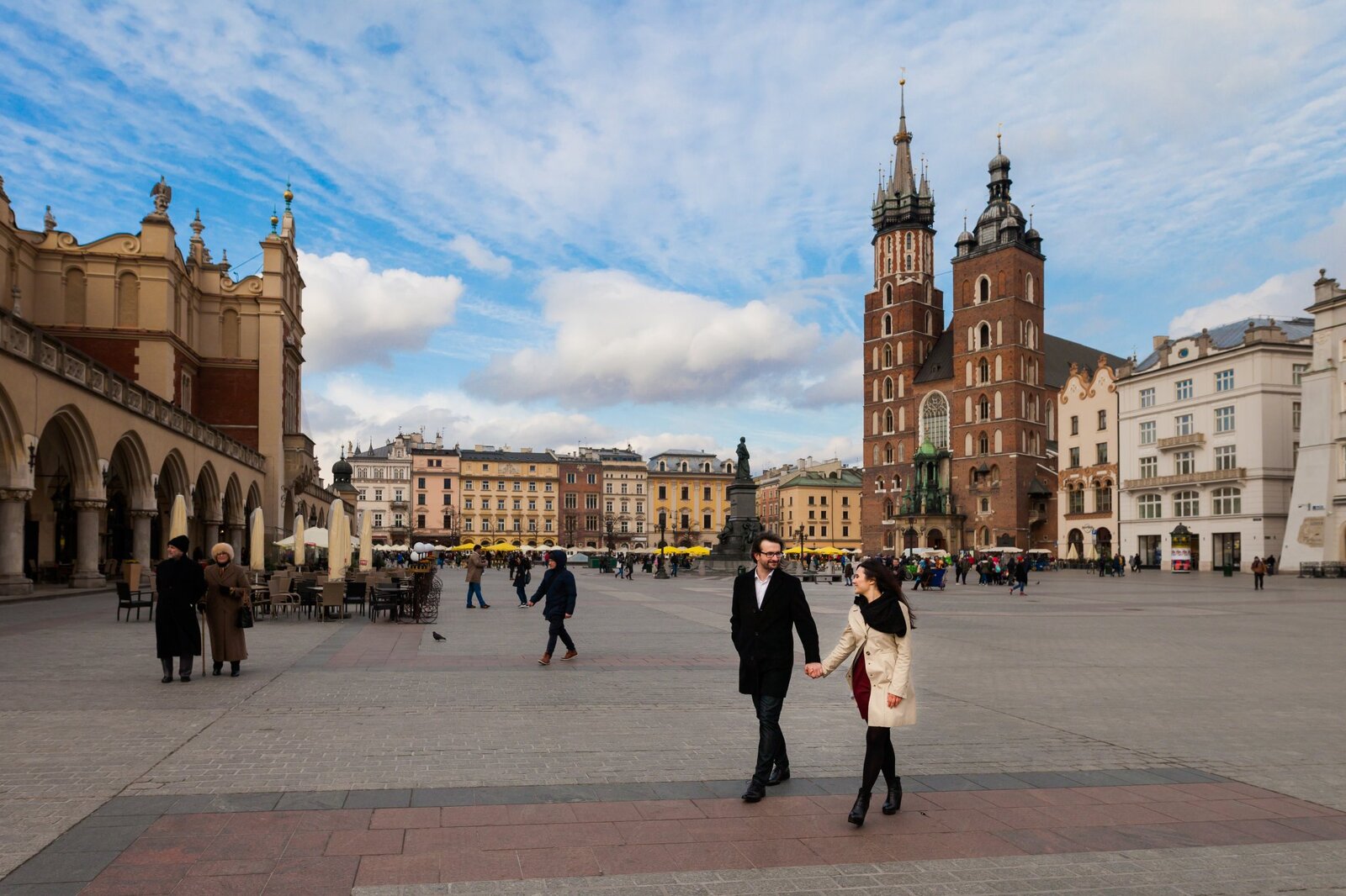 sesja narzeczeńska w krakowie, sesja narzeczenska w krakowie, zimowa sesja narzeczenska krakow, sesja narzeczenska krakow, sesje narzeczenskie krakow, plener zareczynowy krakow, sesja zareczynowa krakow, sesja narzeczenska w miescie, plener narzeczenski w miescie,sesje narzeczenskie slask, zdjecia narzeczenskie slask, sesja narzeczenska katowice, sesja zareczynowa slask, fotografia slubna krakow, zdjecia slubne krakow, www.magiaobrazu.com, fotografia slubna slask, fotograf slubny krakow, fotografia slubna slask, romantyczna sesja narzeczenska, engagement session, prewedding photosession,