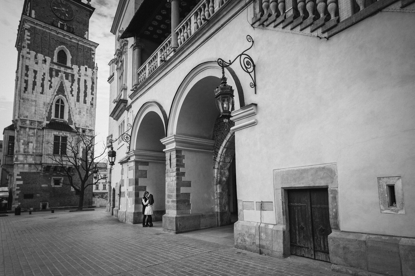 sesja narzeczeńska w krakowie, sesja narzeczenska w krakowie, zimowa sesja narzeczenska krakow, sesja narzeczenska krakow, sesje narzeczenskie krakow, plener zareczynowy krakow, sesja zareczynowa krakow, sesja narzeczenska w miescie, plener narzeczenski w miescie,sesje narzeczenskie slask, zdjecia narzeczenskie slask, sesja narzeczenska katowice, sesja zareczynowa slask, fotografia slubna krakow, zdjecia slubne krakow, www.magiaobrazu.com, fotografia slubna slask, fotograf slubny krakow, fotografia slubna slask, romantyczna sesja narzeczenska, engagement session, prewedding photosession,