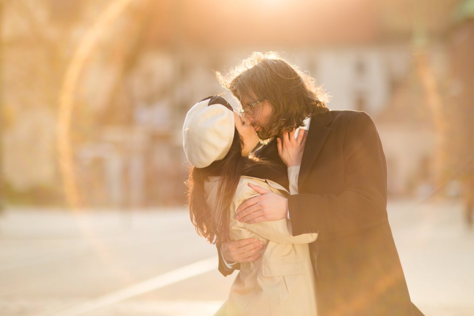 sesja narzeczeńska w krakowie, sesja narzeczenska w krakowie, zimowa sesja narzeczenska krakow, sesja narzeczenska krakow, sesje narzeczenskie krakow, plener zareczynowy krakow, sesja zareczynowa krakow, sesja narzeczenska w miescie, plener narzeczenski w miescie,sesje narzeczenskie slask, zdjecia narzeczenskie slask, sesja narzeczenska katowice, sesja zareczynowa slask, fotografia slubna krakow, zdjecia slubne krakow, www.magiaobrazu.com, fotografia slubna slask, fotograf slubny krakow, fotografia slubna slask, romantyczna sesja narzeczenska, engagement session, prewedding photosession,