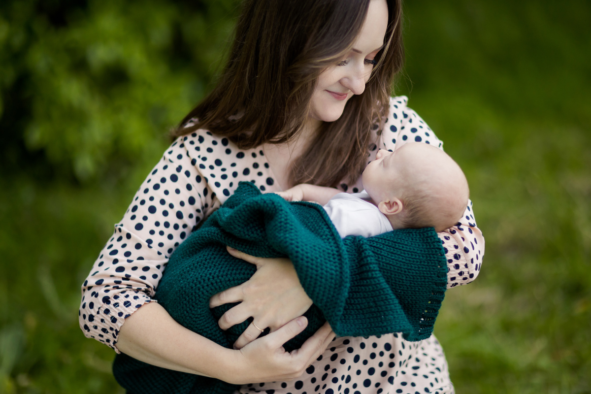 Sesja noworodkowa w plenerze Pszczyna, naturalne sesje noworodkowe w plenerze pszczyna, lifestylowa sesja rodzinna pszczyna, lifestylowe sesje rodzinne pszczyna, sesja noworodkowa pszczyna, sesje noworodkowe pszczyna, sesje dzieciece pszczyna, zdjecia dzieciece pszczyna, fotografia noworodkowa pszczyna, sesja rodzinna bielsko, fotografia rodzinna slask, zdjecia portretowe pszczyna, sesja portretowa bielsko, fotografia dziecieca bielsko, zdjecia dzieci bielsko, fotografia rodzinna bielsko-biala, fotografia rodzinna slask, zdjecia ludzi slask, zdjecia dla rodzin, fotograf rodzinny slask, fotograf czechowice, fotografia bielsko