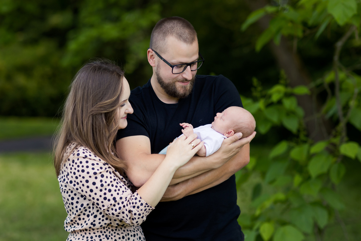 Sesja noworodkowa w plenerze Pszczyna, naturalne sesje noworodkowe w plenerze pszczyna, lifestylowa sesja rodzinna pszczyna, lifestylowe sesje rodzinne pszczyna, sesja noworodkowa pszczyna, sesje noworodkowe pszczyna, sesje dzieciece pszczyna, zdjecia dzieciece pszczyna, fotografia noworodkowa pszczyna, sesja rodzinna bielsko, fotografia rodzinna slask, zdjecia portretowe pszczyna, sesja portretowa bielsko, fotografia dziecieca bielsko, zdjecia dzieci bielsko, fotografia rodzinna bielsko-biala, fotografia rodzinna slask, zdjecia ludzi slask, zdjecia dla rodzin, fotograf rodzinny slask, fotograf czechowice, fotografia bielsko