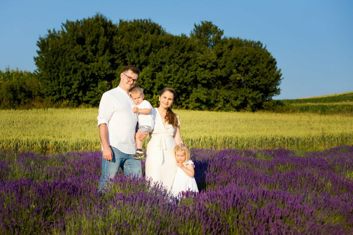 sesja rodzinna lawenda slask, sesja rodzinna w lawendzie, sesja w lawendzie, sesje w lawendzie, zdjecia rodzinne lawenda, lifestylowa sesja rodzinna pszczyna, lifestylowe sesje rodzinne pszczyna, sesje dzieciece, zdjecia dzieciece, sesja rodzinna krakow, sesje rodzinne krakow, sesja rodzinna bielsko, fotografia rodzinna slask, zdjecia portretowe pszczyna, fotografia dziecieca bielsko, zdjecia dzieci bielsko, fotografia rodzinna bielsko-biala, fotografia rodzinna slask, zdjecia ludzi slask, zdjecia dla rodzin, fotograf fotograf rodzinny slask, fotograf czechowice, fotografia bielsko, zdjecia slask, www.magiaobrazu.com,