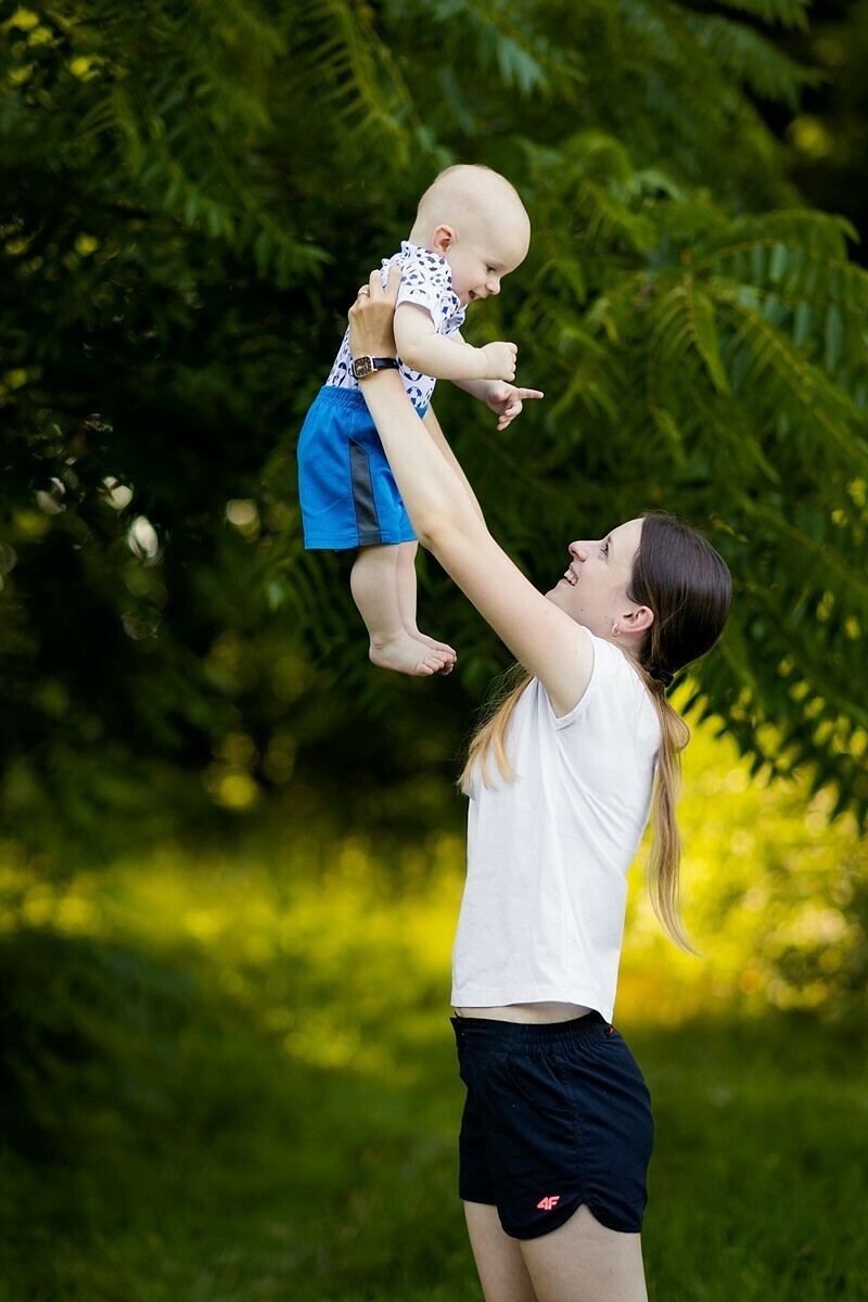 Sesja rodzinna w naturze, lifestylowa sesja rodzinna pszczyna, lifestylowe sesje rodzinne pszczyna, sesje dzieciece pszczyna, zdjecia dzieciece pszczyna, sesja rodzinna bielsko, fotografia rodzinna slask, rodzina w plenerze slask, fotografia dziecieca bielsko, zdjecia dzieci bielsko, fotografia rodzinna bielsko-biala, fotografia rodzinna slask, fotograf rodzinny slask, fotograf czechowice, fotografia bielsko