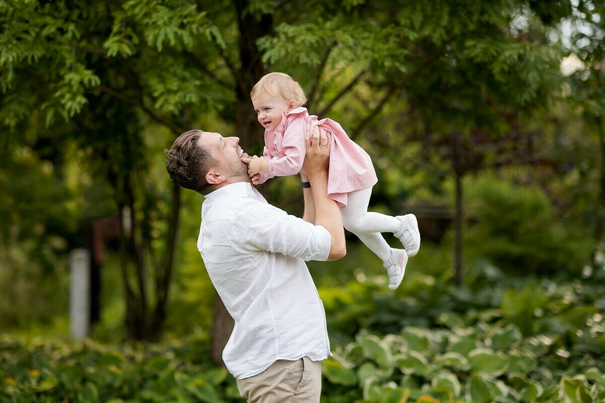 sesja rodzinna w ogrodach kapias, sesje rodzinne w naturze, sesja w ogrodach kapias, sesje w ogrodach kapias, lifestylowa sesja rodzinna pszczyna, sesja rodzinna z psem, sesje rodzinne z psem, zdjecia rodzinne z psem, lifestylowe sesje rodzinne pszczyna, sesje dzieciece pszczyna, zdjecia dzieciece pszczyna, sesja rodzinna bielsko, fotografia rodzinna slask, rodzina w plenerze slask, fotografia dziecieca bielsko, fotografia rodzinna slask, fotograf rodzinny slask, fotograf czechowice, fotografia bielsko