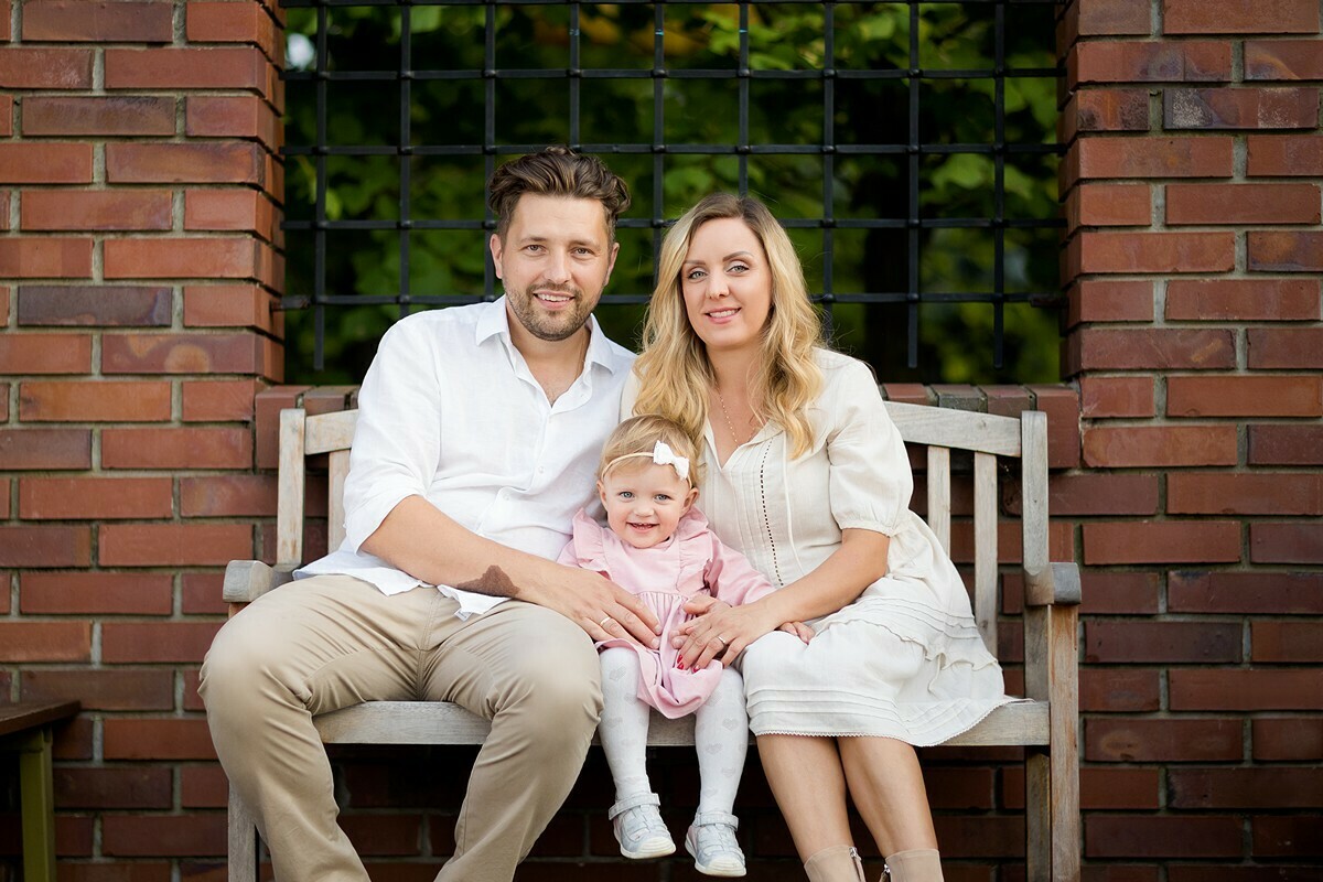 sesja rodzinna w ogrodach kapias, sesje rodzinne w naturze, sesja w ogrodach kapias, sesje w ogrodach kapias, lifestylowa sesja rodzinna pszczyna, sesja rodzinna z psem, sesje rodzinne z psem, zdjecia rodzinne z psem, lifestylowe sesje rodzinne pszczyna, sesje dzieciece pszczyna, zdjecia dzieciece pszczyna, sesja rodzinna bielsko, fotografia rodzinna slask, rodzina w plenerze slask, fotografia dziecieca bielsko, fotografia rodzinna slask, fotograf rodzinny slask, fotograf czechowice, fotografia bielsko