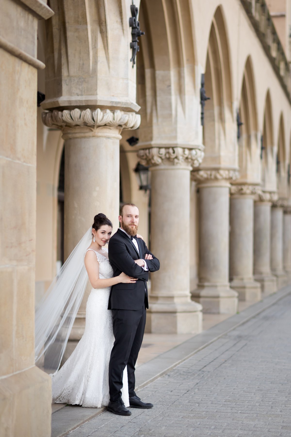 sesja ślubna kraków, plener slubny na rynku w krakowie, sesja slubna w krakowie, sesja na krakowskim rynku, plener slubny krakow, sesja slubna kraków, fotograf na slub krakow, fotografia slubna krakow, zdjecia slubne krakow, fotograf slubny krakow, zdjecia slubne slask, fotografia slubna slask, fotograf na slub slask, sesja slubna na krakowskim rynku, zdjecia slubne bielsko, fotografia slubna bielsko, fotografia slubna cieszyn
