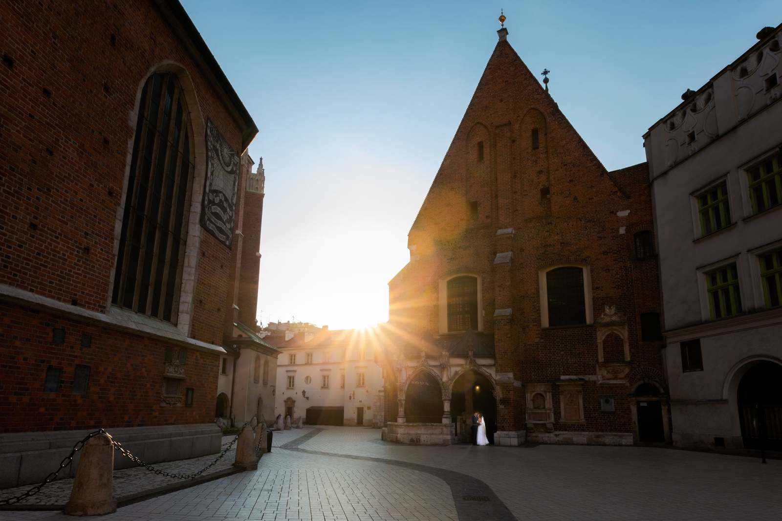sesja ślubna w Krakowie, plener slubny na rynku w krakowie, fotograf na slub krakow, fotografia slubna krakow, zdjecia slubne krakow, fotograf slubny krakow, fotograf weselny krakow, zdjecia slubne slask, fotografia slubna slask, prewedding session krakow, cracow pre wedding session, fotograf na slub slask, sesja slubna na krakowskim rynku, sesja slubna o swicie, zdjecia slubne bielsko, fotografia slubna bielsko, zdjecia slubne wadowice, fotografia slubna wadowice, plener slubny o swicie, dwoch fotografow na slub, zdjecia slubne cieszyn, sesja slubna na wawelu, plener slubny wawel, fotografia slubna cieszyn