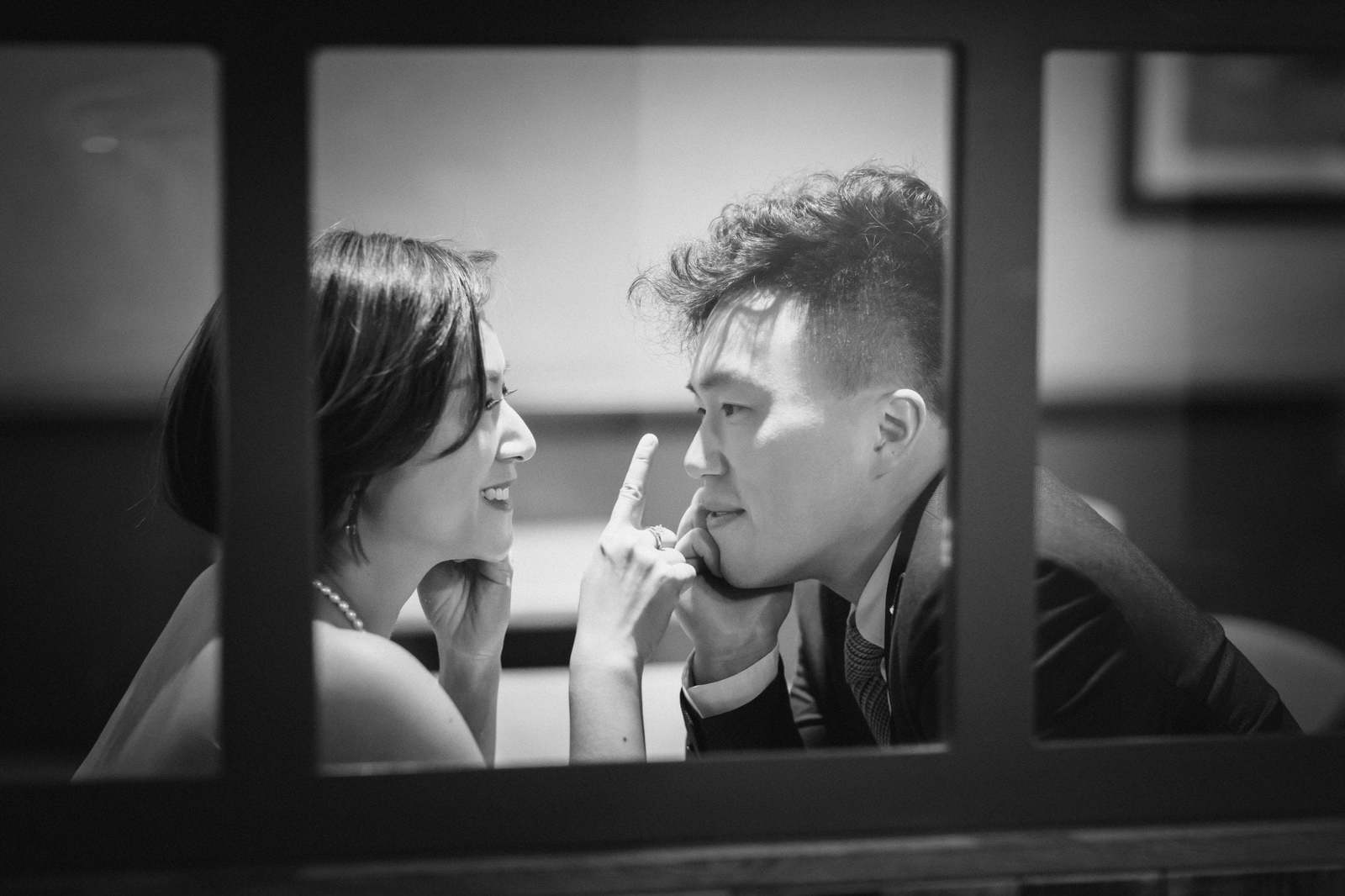 sesja ślubna w Krakowie, plener slubny na rynku w krakowie, fotograf na slub krakow, fotografia slubna krakow, zdjecia slubne krakow, fotograf slubny krakow, fotograf weselny krakow, zdjecia slubne slask, fotografia slubna slask, prewedding session krakow, cracow pre wedding session, fotograf na slub slask, sesja slubna na krakowskim rynku, sesja slubna o swicie, zdjecia slubne bielsko, fotografia slubna bielsko, zdjecia slubne wadowice, fotografia slubna wadowice, plener slubny o swicie, dwoch fotografow na slub, zdjecia slubne cieszyn, sesja slubna na wawelu, plener slubny wawel, fotografia slubna cieszyn