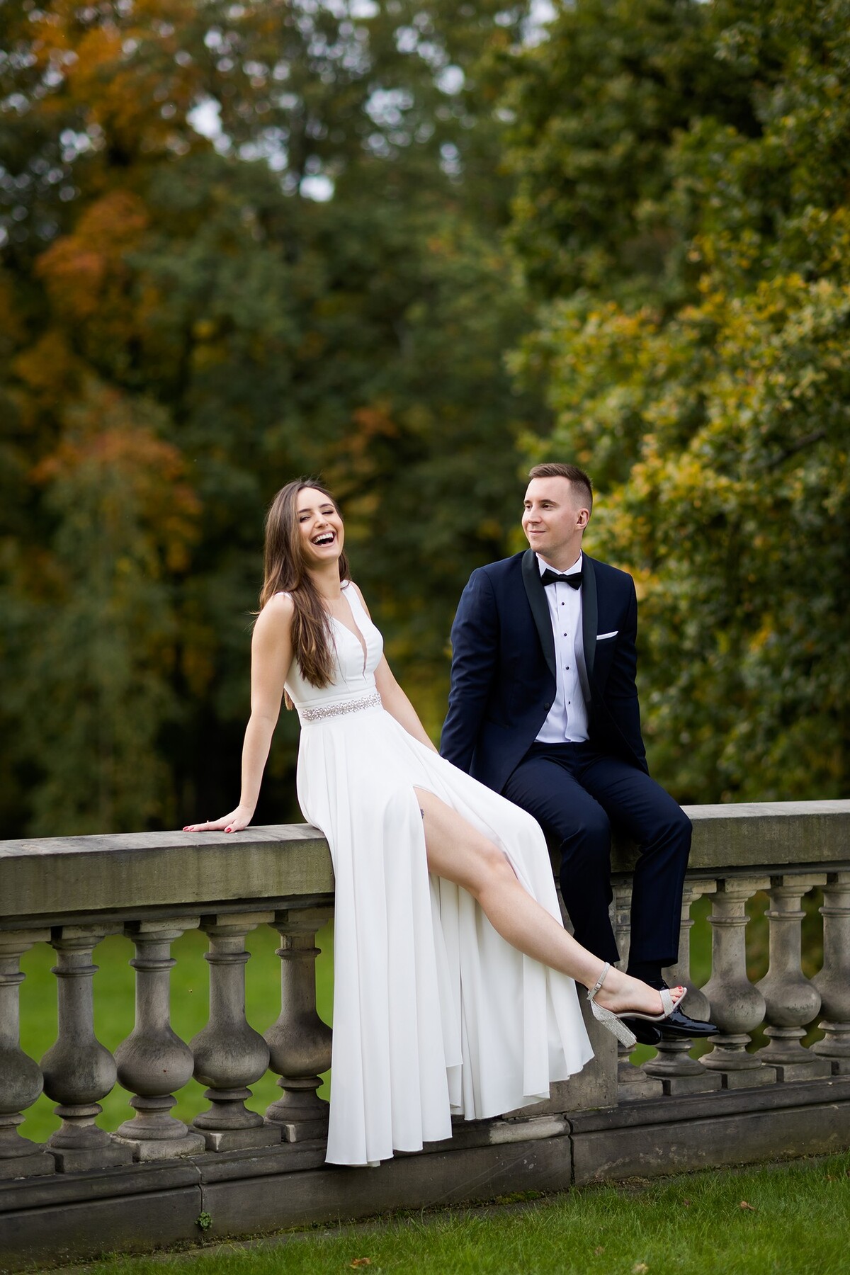 Sesja ślubna Martyny i Rafała w pięknym parku w Pszczynie, plener ślubny Pszczyna