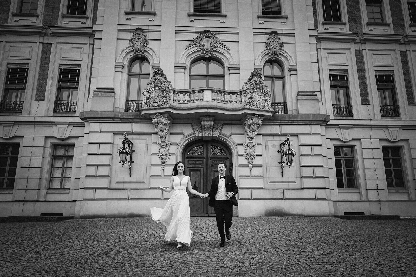 Sesja ślubna Martyny i Rafała w pięknym parku w Pszczynie, plener ślubny Pszczyna