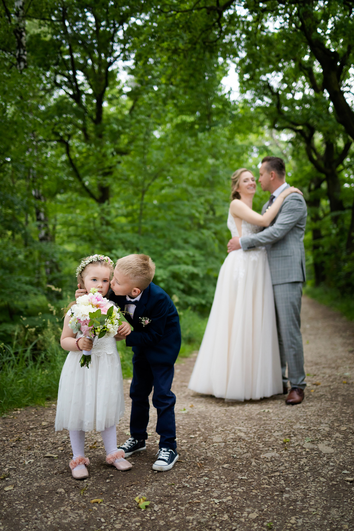 Ślub Goczałkowice - Mirela i Michał pobrali się w Goczałkowicach i tam też zrealizowaliśmy plener ślubny z ich dziećmi