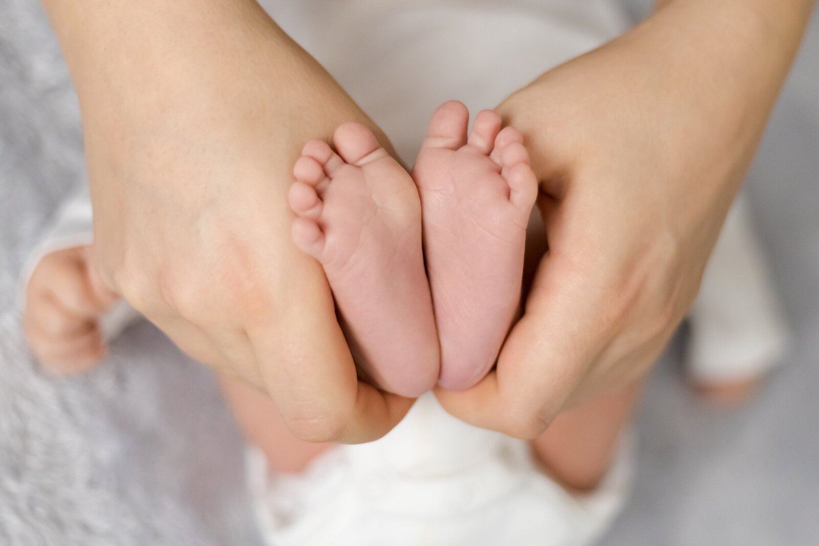 sesja noworodkowa w domu, sesja noworodkowa bielsko, fotografia dziecieca bielsko, zdjecia dzieci bielsko, fotografia rodzinna bielsko-biala, lifestylowa sesja rodzinna pszczyna, lifestylowe sesje rodzinne pszczyna, sesje dzieciece pszczyna, zdjecia dzieciece pszczyna, fotografia noworodkowa pszczyna, sesja rodzinna bielsko, fotografia rodzinna slask, fotograf czechowice, www.magiaobrazu.com