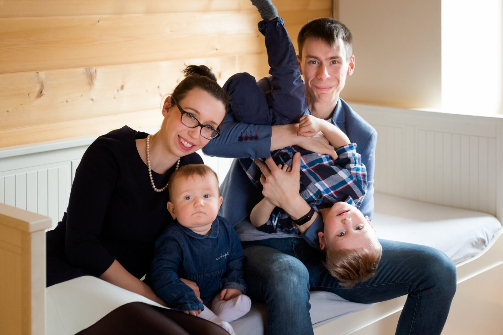 sesja portretowa bielsko, fotografia dziecieca bielsko, zdjecia dzieci bielsko, fotografia rodzinna bielsko-biala, lifestylowa sesja rodzinna pszczyna, lifestylowe sesje rodzinne pszczyna, sesje dzieciece pszczyna, zdjecia dzieciece pszczyna, fotografia noworodkowa pszczyna, sesja rodzinna bielsko, fotografia rodzinna slask, zdjecia portretowe pszczyna, fotografia rodzinna slask, zdjecia ludzi slask, zdjecia dla rodzin, fotograf fotograf rodzinny slask, fotograf czechowice, fotografia bielsko, zdjecia slask, www.magiaobrazu.com,