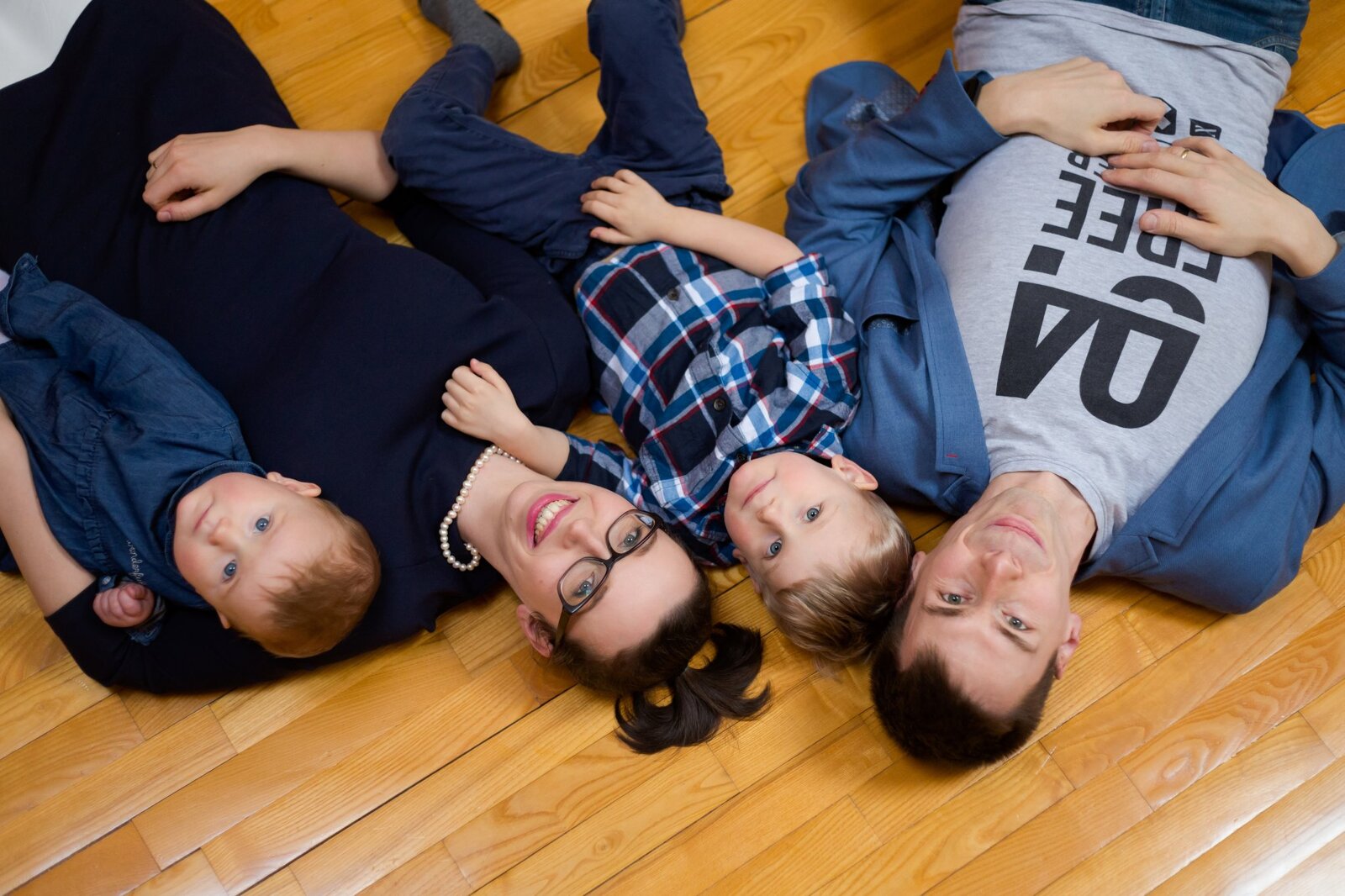 sesja portretowa bielsko, fotografia dziecieca bielsko, zdjecia dzieci bielsko, fotografia rodzinna bielsko-biala, lifestylowa sesja rodzinna pszczyna, lifestylowe sesje rodzinne pszczyna, sesje dzieciece pszczyna, zdjecia dzieciece pszczyna, fotografia noworodkowa pszczyna, sesja rodzinna bielsko, fotografia rodzinna slask, zdjecia portretowe pszczyna, fotografia rodzinna slask, zdjecia ludzi slask, zdjecia dla rodzin, fotograf fotograf rodzinny slask, fotograf czechowice, fotografia bielsko, zdjecia slask, www.magiaobrazu.com,