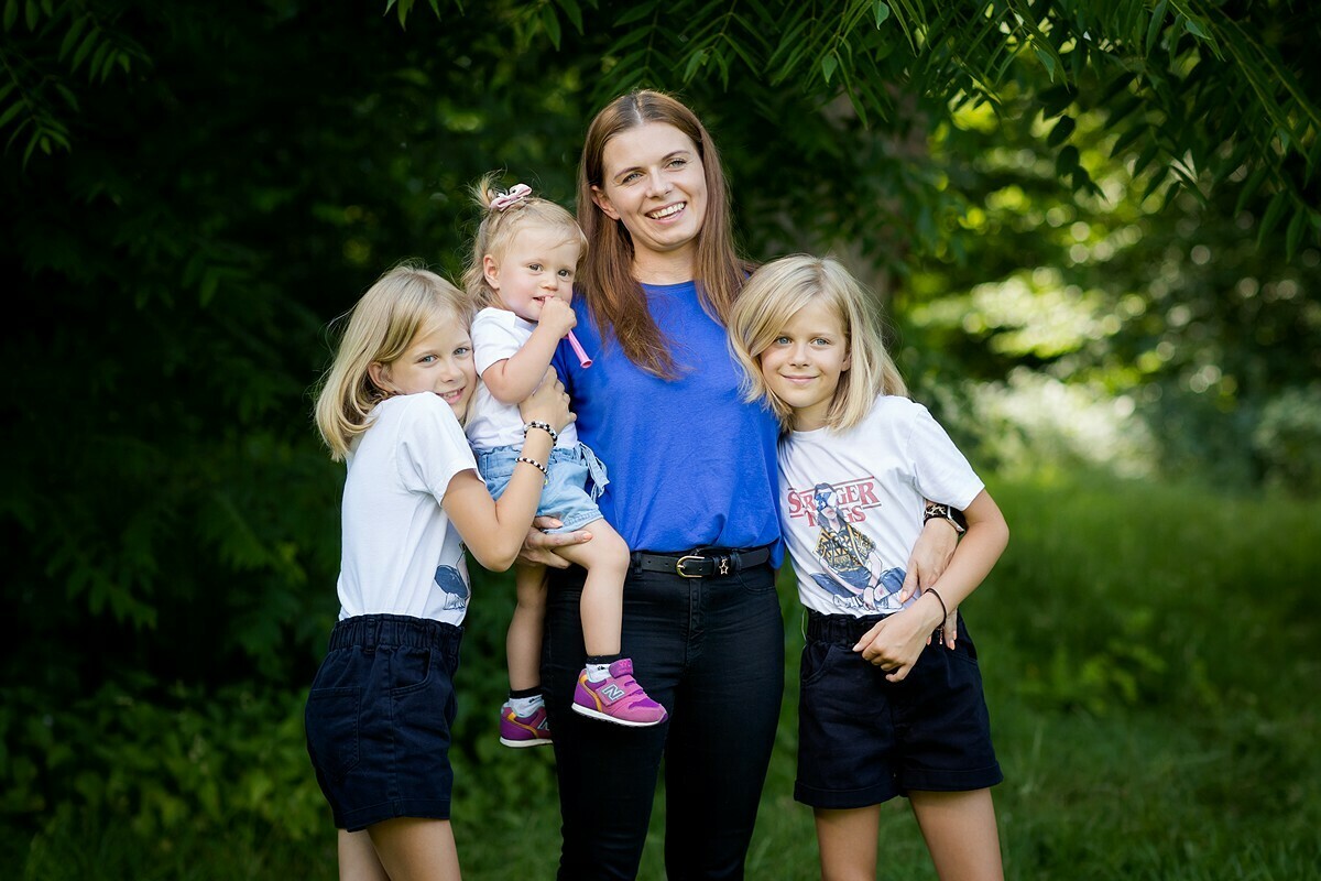 sesje rodzinne w naturze, lifestylowa sesja rodzinna pszczyna, sesja rodzinna z psem, sesje rodzinne z psem, zdjecia rodzinne z psem, lifestylowe sesje rodzinne pszczyna, sesje dzieciece pszczyna, zdjecia dzieciece pszczyna, sesja rodzinna bielsko, fotografia rodzinna slask, rodzina w plenerze slask, fotografia dziecieca bielsko, zdjecia dzieci bielsko, fotografia rodzinna bielsko-biala, fotografia rodzinna slask, fotograf rodzinny slask, fotograf czechowice, fotografia bielsko, zdjecia slask, www.magiaobrazu.com,