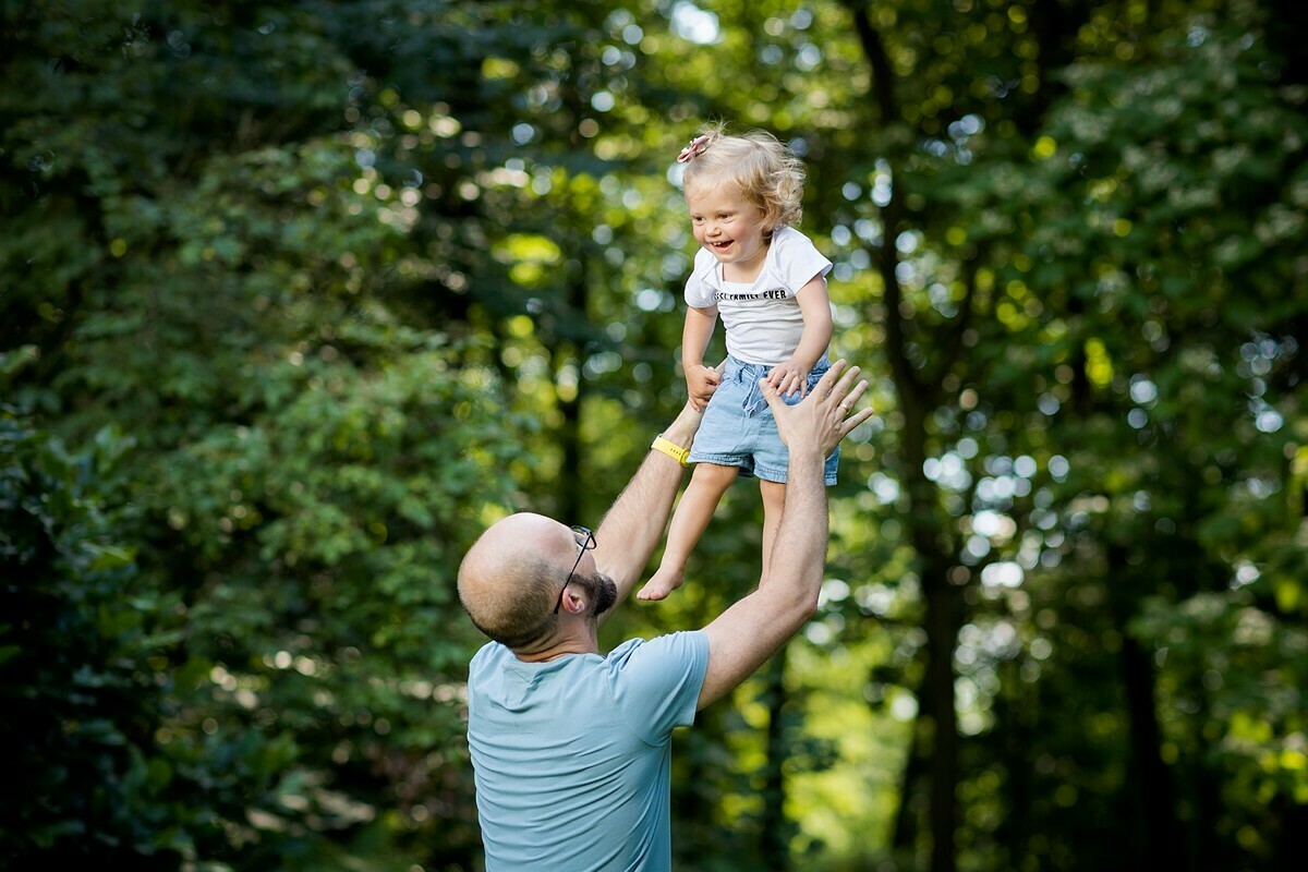 sesje rodzinne w naturze, lifestylowa sesja rodzinna pszczyna, sesja rodzinna z psem, sesje rodzinne z psem, zdjecia rodzinne z psem, lifestylowe sesje rodzinne pszczyna, sesje dzieciece pszczyna, zdjecia dzieciece pszczyna, sesja rodzinna bielsko, fotografia rodzinna slask, rodzina w plenerze slask, fotografia dziecieca bielsko, zdjecia dzieci bielsko, fotografia rodzinna bielsko-biala, fotografia rodzinna slask, fotograf rodzinny slask, fotograf czechowice, fotografia bielsko, zdjecia slask, www.magiaobrazu.com,