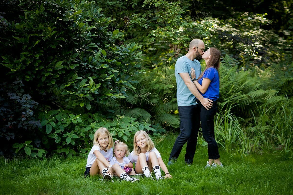 sesje rodzinne w naturze, lifestylowa sesja rodzinna pszczyna, sesja rodzinna z psem, sesje rodzinne z psem, zdjecia rodzinne z psem, lifestylowe sesje rodzinne pszczyna, sesje dzieciece pszczyna, zdjecia dzieciece pszczyna, sesja rodzinna bielsko, fotografia rodzinna slask, rodzina w plenerze slask, fotografia dziecieca bielsko, zdjecia dzieci bielsko, fotografia rodzinna bielsko-biala, fotografia rodzinna slask, fotograf rodzinny slask, fotograf czechowice, fotografia bielsko, zdjecia slask, www.magiaobrazu.com,