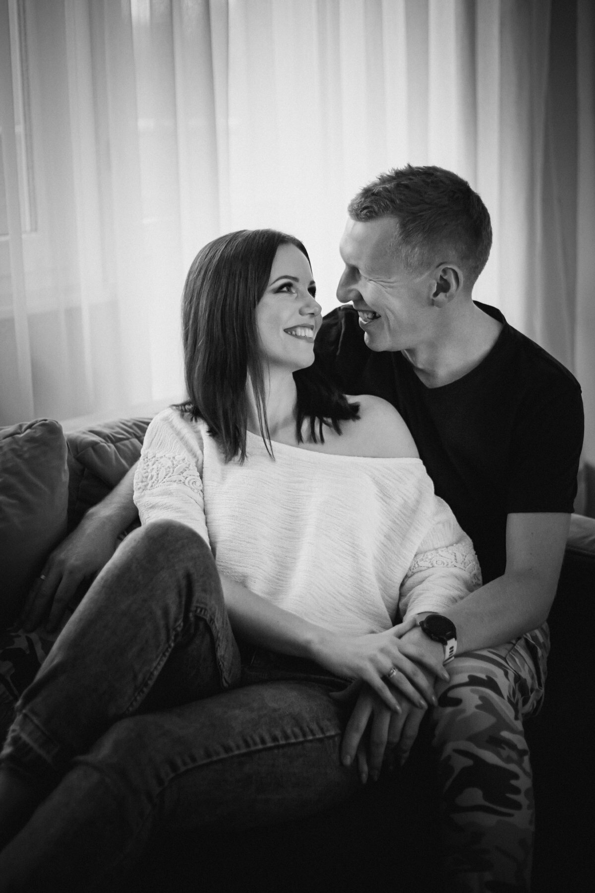 sesje sensualne bielsko, zdjecia sensualne bielsko, sesja intymna pary bielsko, zdjecia intymne pary bielsko, fotografia sensualna bielsko, sesje intymne bielsko, sesja sensualna pszczyna, sesje sensualne pszczyna, zmyslowa sesja pary, sesja walentynkowa bielsko, lozkowa sesja pary bielsko, zdjecia zmyslowe dla par bielsko, fotograf sesje sensualne, www.magiaobrazu.com, romantyczna sesja pary, sensual session, love photoshoot, sensual photoshoot, fotograf sesja intymna, fotograf zmyslowa sesja, fotograf sesja sensualna