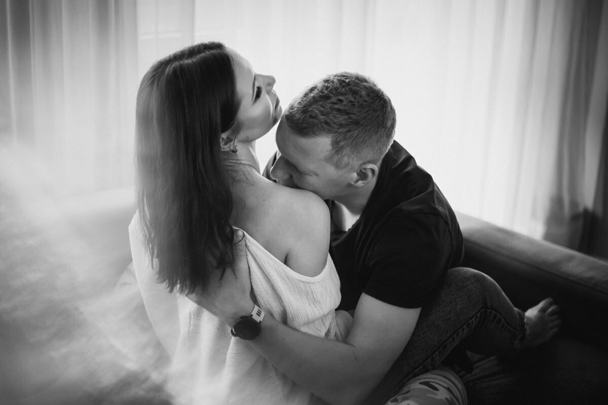 sesje sensualne bielsko, zdjecia sensualne bielsko, sesja intymna pary bielsko, zdjecia intymne pary bielsko, fotografia sensualna bielsko, sesje intymne bielsko, sesja sensualna pszczyna, sesje sensualne pszczyna, zmyslowa sesja pary, sesja walentynkowa bielsko, lozkowa sesja pary bielsko, zdjecia zmyslowe dla par bielsko, fotograf sesje sensualne, www.magiaobrazu.com, romantyczna sesja pary, sensual session, love photoshoot, sensual photoshoot, fotograf sesja intymna, fotograf zmyslowa sesja, fotograf sesja sensualna