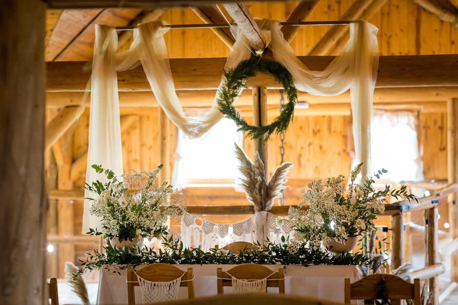 Ślub i wesele w drewnianej chacie - Magda i Paweł pobrali się w Gościńcu Szumnym w Jaworzu